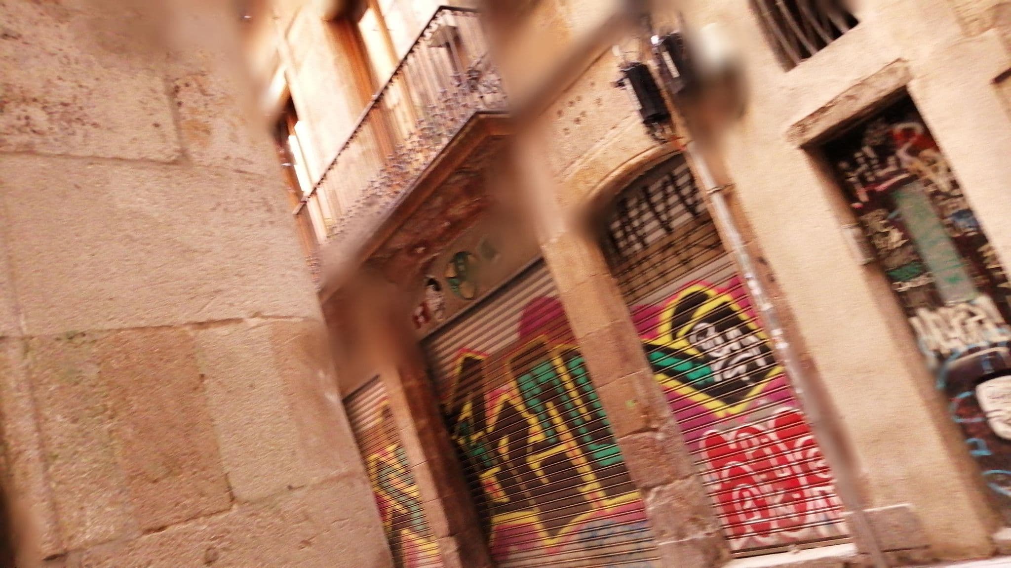 Street view near Mercer House Boria Bcn, Sant Pere, Santa Caterina i La Ribera — © alememex (CC BY-SA · Mapillary)