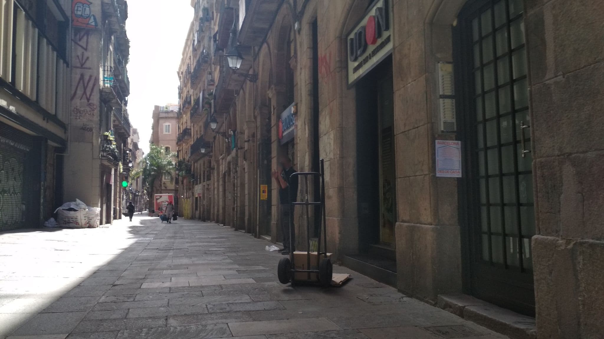Street view near hotel grau, el Raval — © toniserra (CC BY-SA · Mapillary)