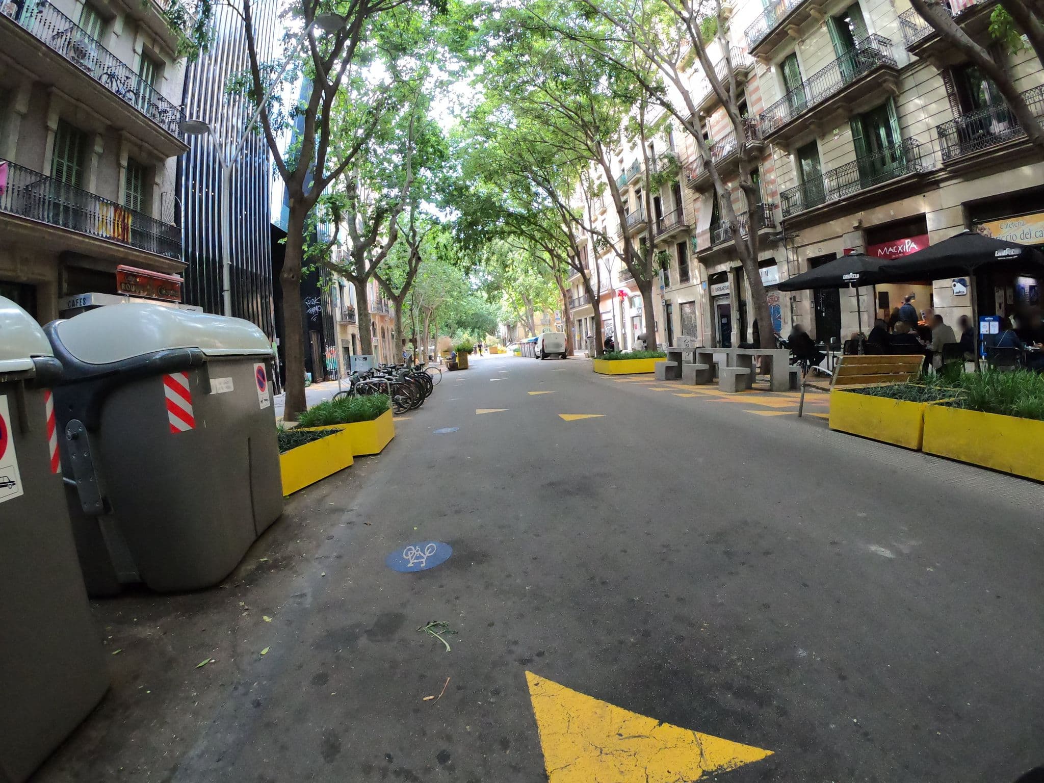Street view near The White Flats Sant Antoni, Poble Sec — © rubencarbonero (CC BY-SA · Mapillary)