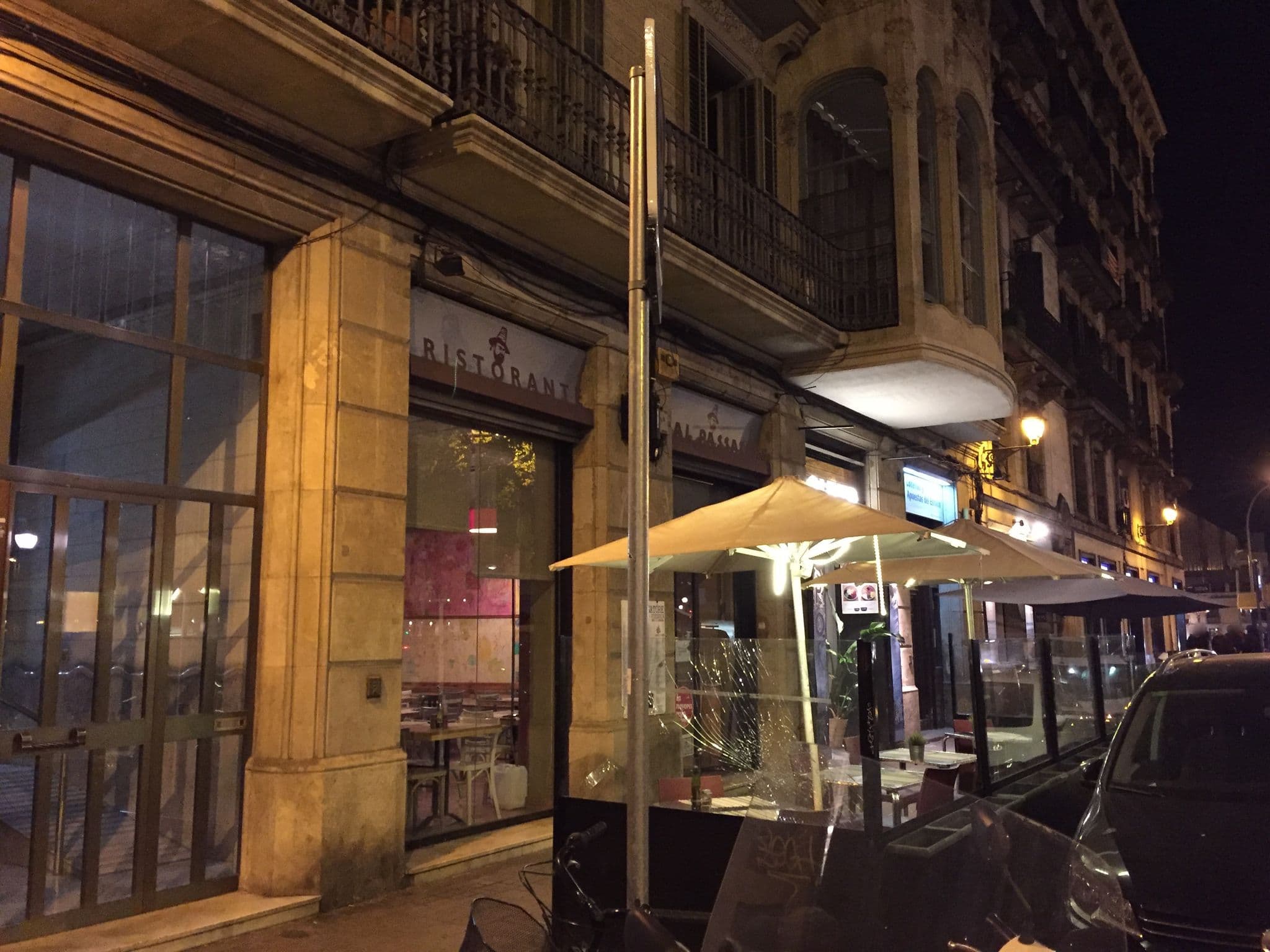 Street view near Born Ollas B, Sant Pere, Santa Caterina i La Ribera — © richlv (CC BY-SA · Mapillary)