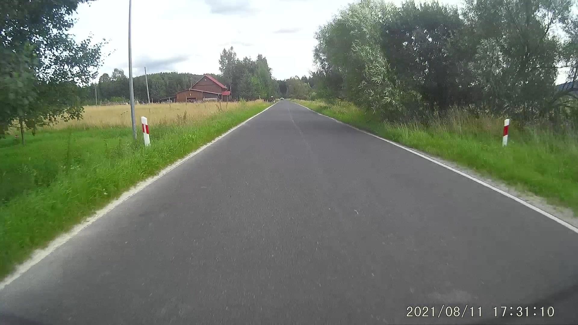 Street view near Sudecka Chata, Skuhrov nad Bělou — © dasza (CC BY-SA · Mapillary)