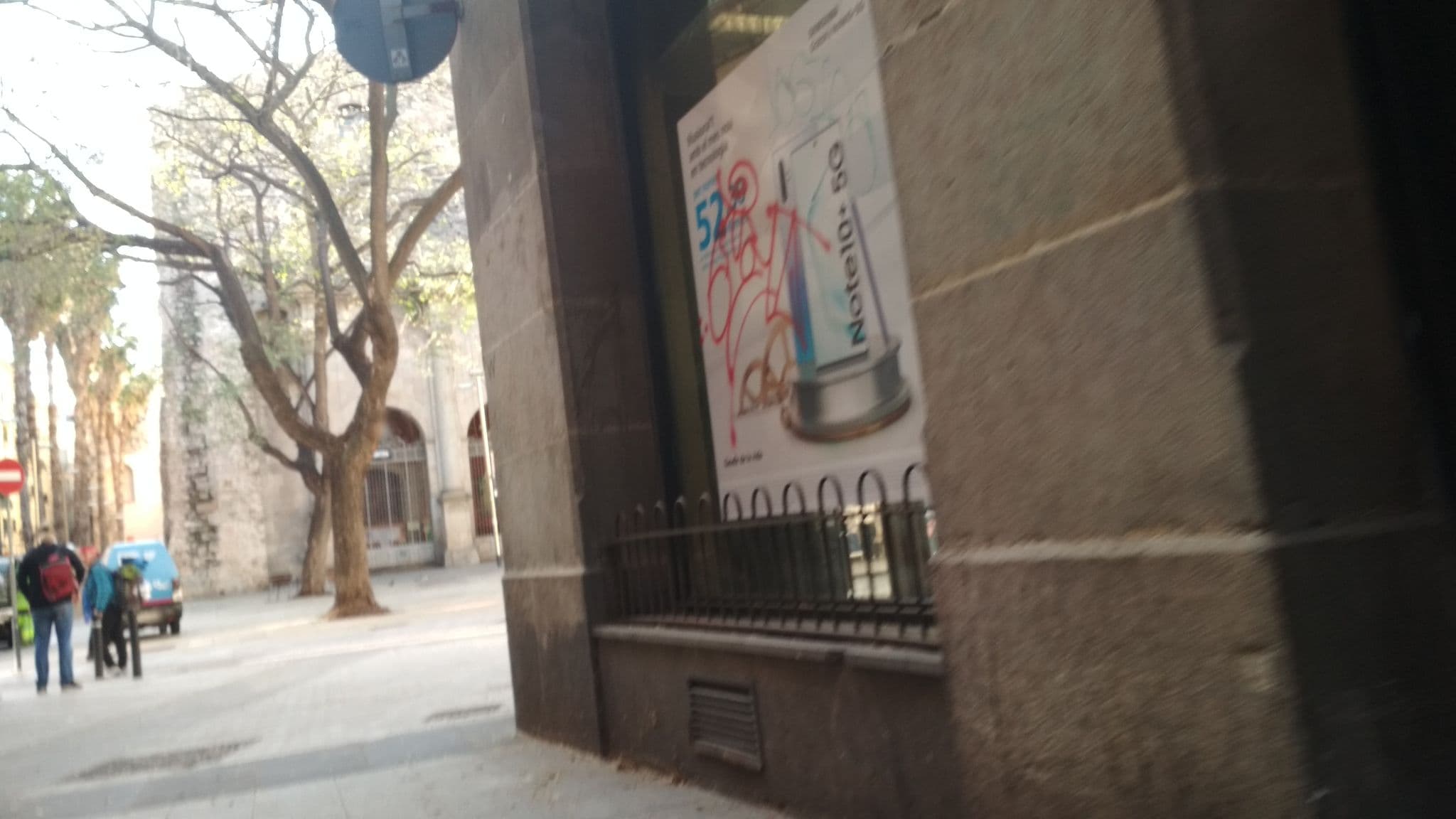 Street view near NH Barcelona Ramblas, Ciutat Vella — © toniserra (CC BY-SA · Mapillary)