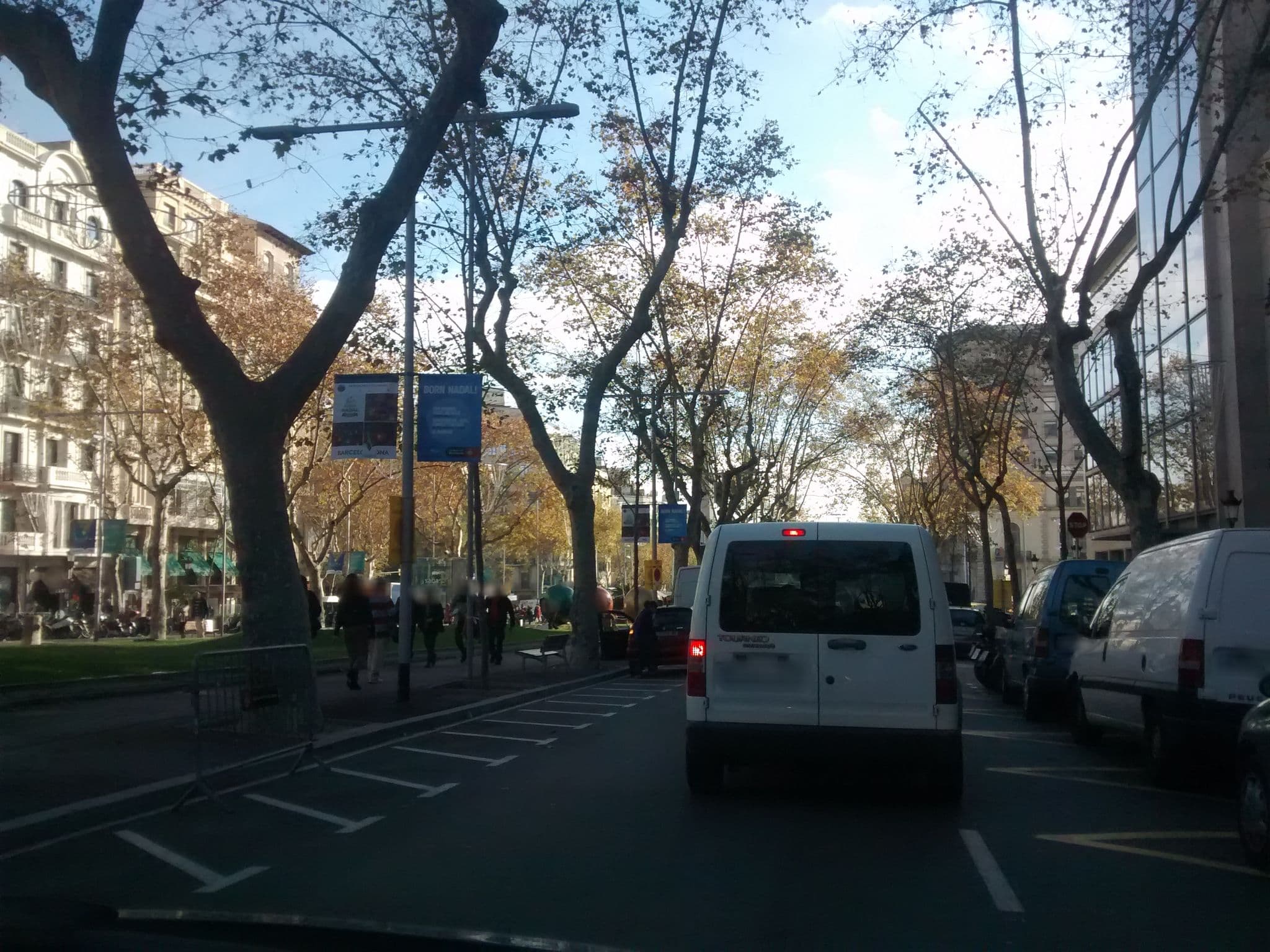 Street view near The Boutique Apartments, Gràcia — © erielkhan (CC BY-SA · Mapillary)