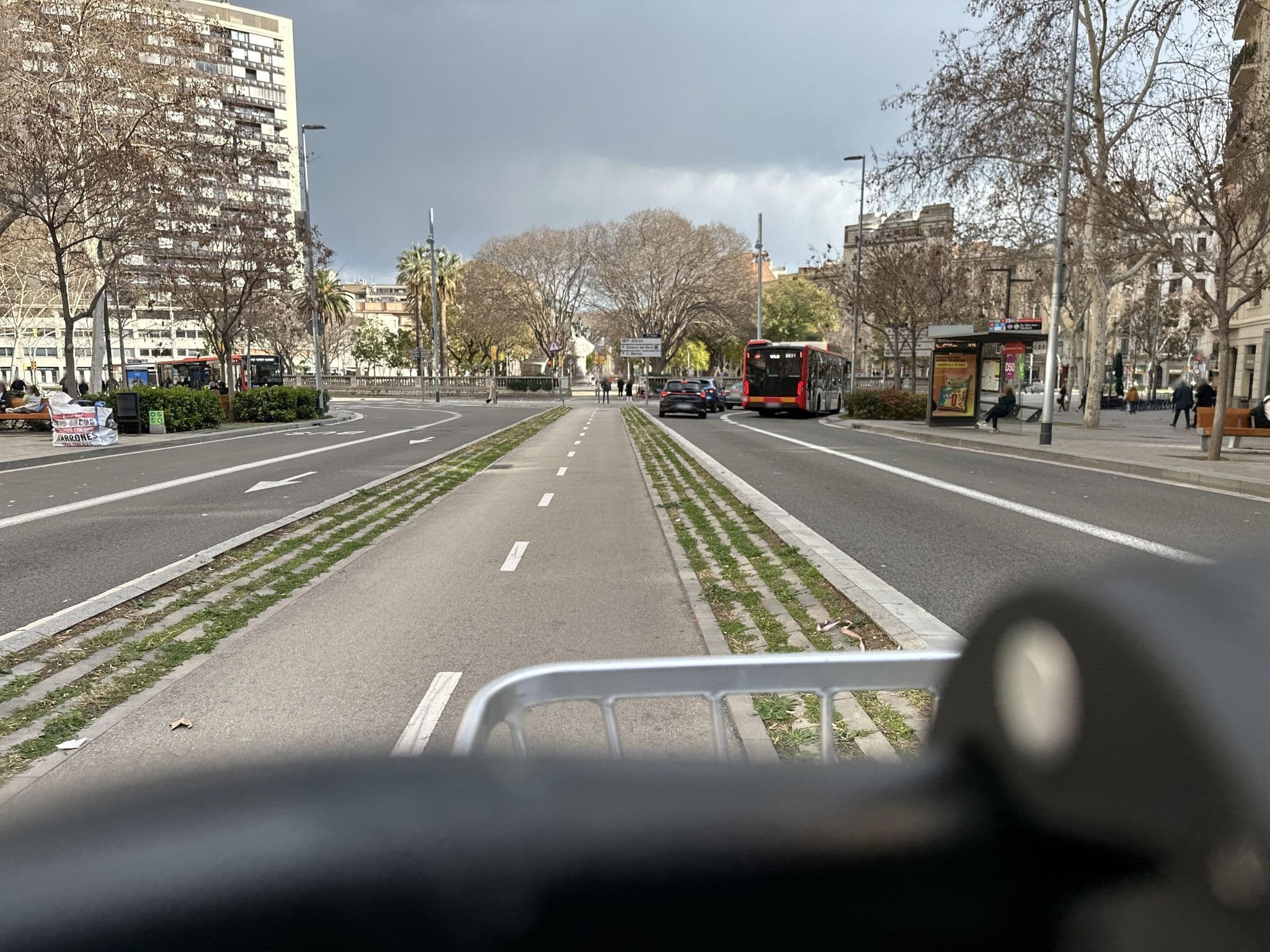 Street view near Tessa apartment Barcelona, Fort Pienc — © RSTQ (CC BY-SA · Mapillary)
