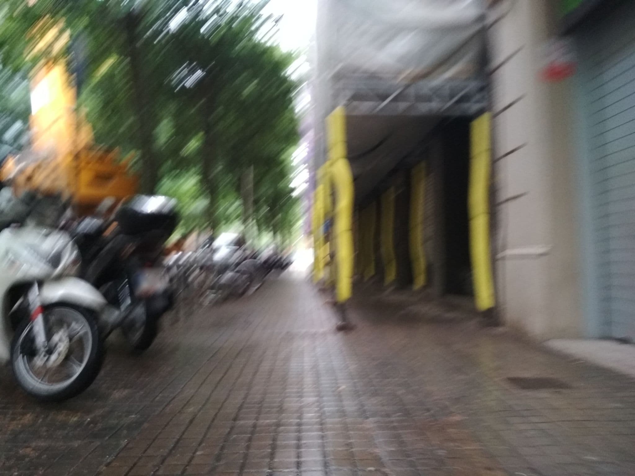 Street view near Barcelona On Line, Dreta de l'Eixample — © toniserra (CC BY-SA · Mapillary)