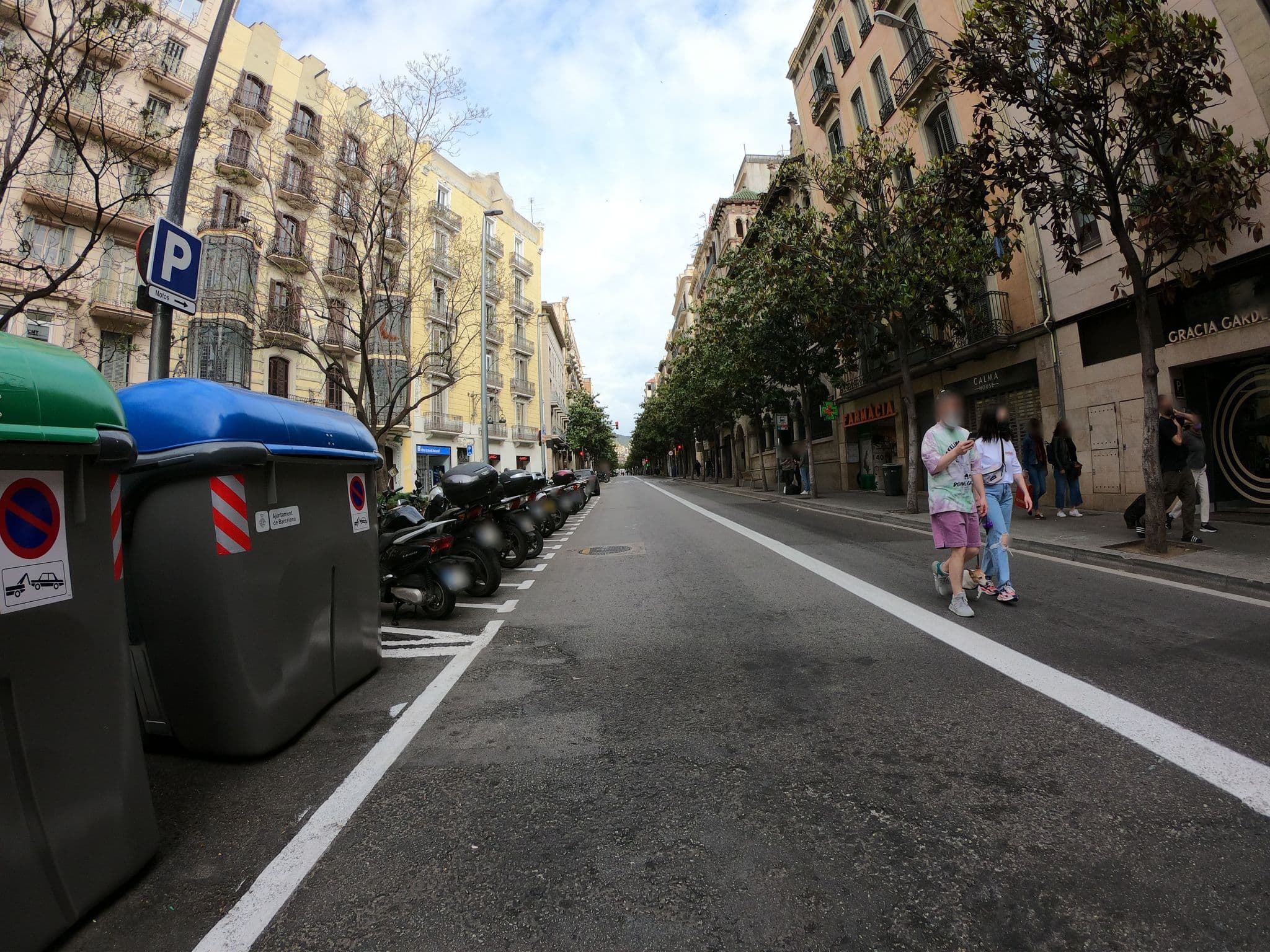 Street view near Waytostay, Gràcia — © rubencarbonero (CC BY-SA · Mapillary)