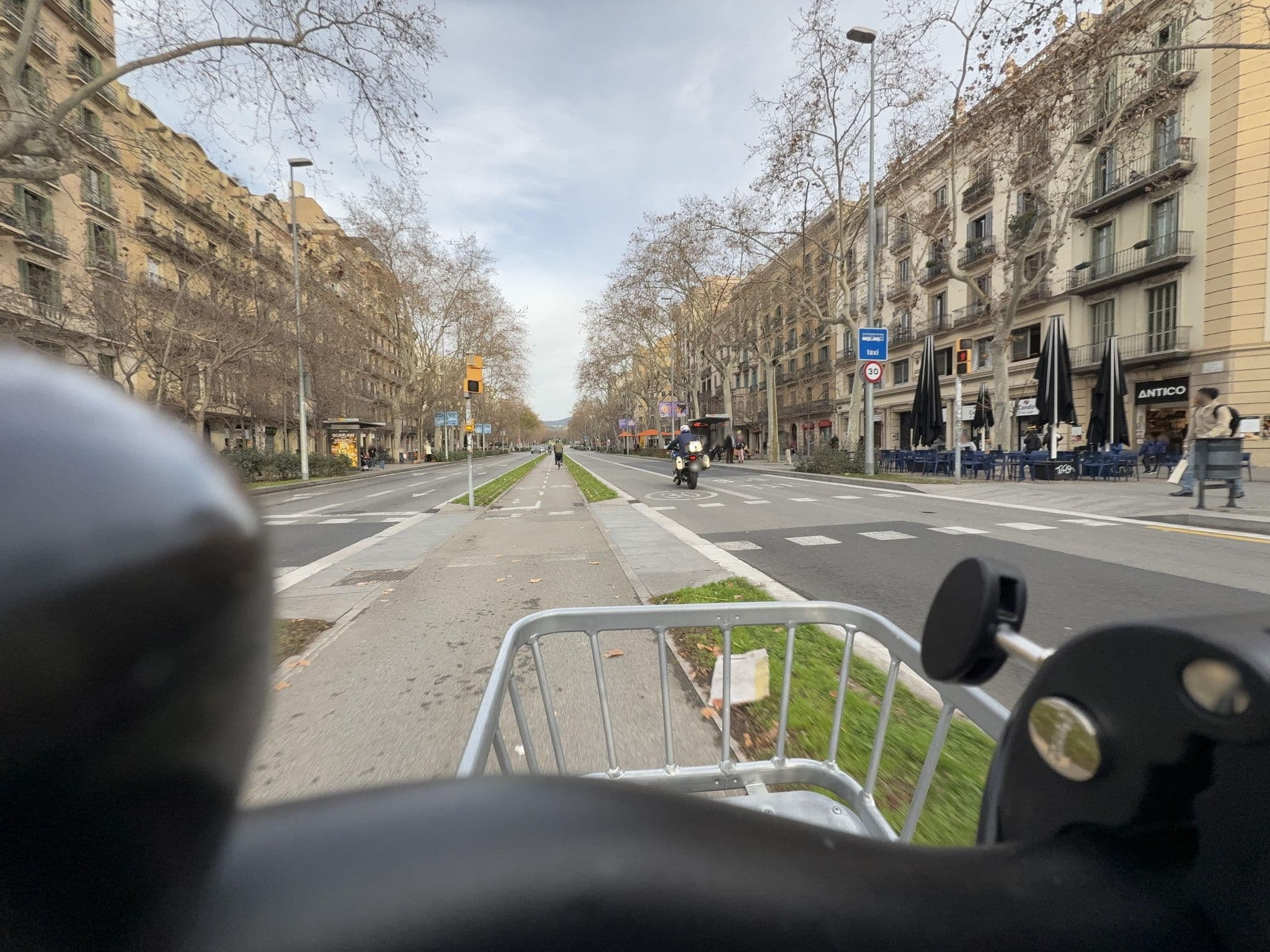 Street view near WayToStay - El Surrealista - Apartment Barcelona, Fort Pienc — © RSTQ (CC BY-SA · Mapillary)