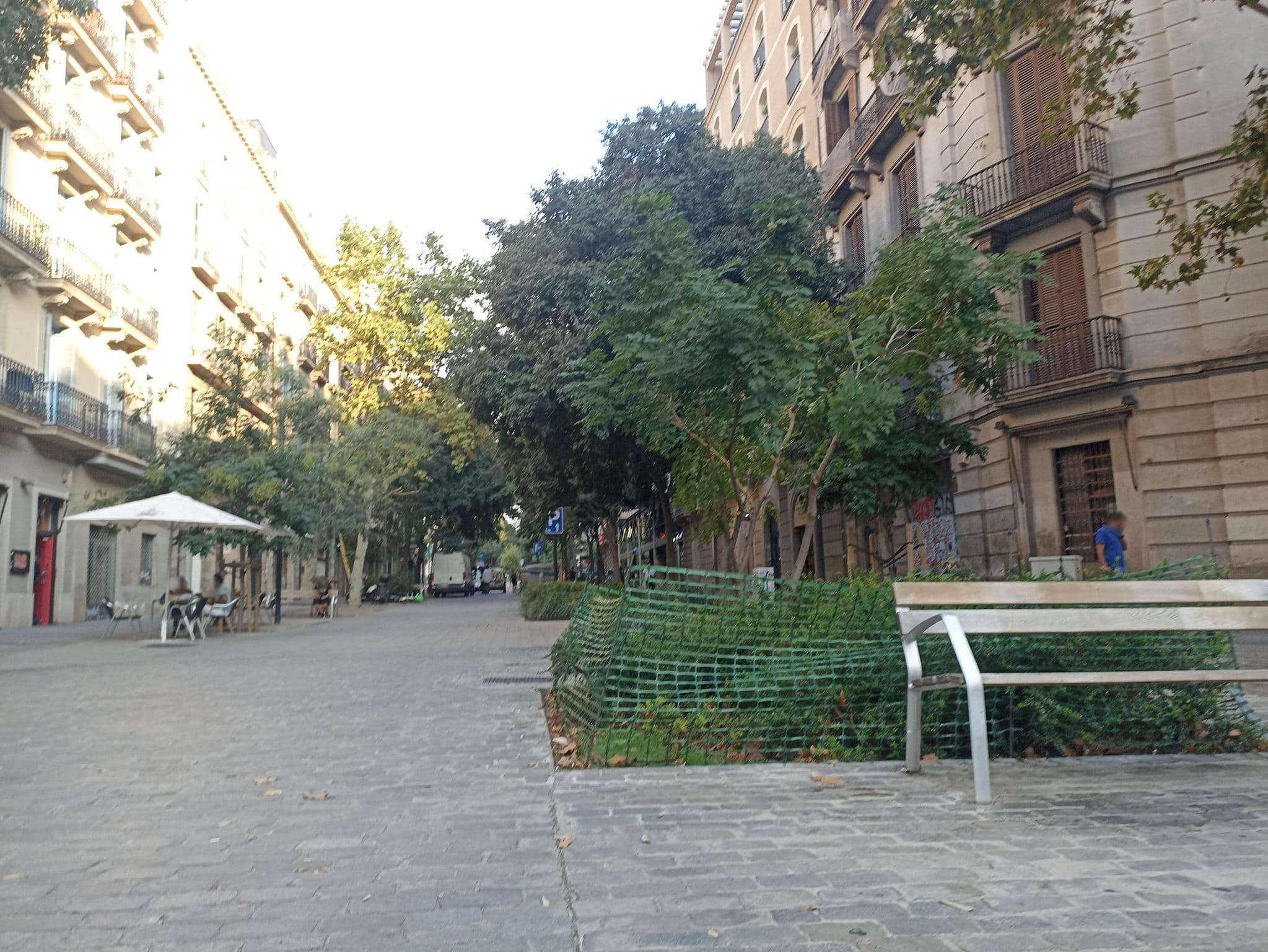 Street view near Mediterranean Hostel, Dreta de l'Eixample — © toniserra (CC BY-SA · Mapillary)