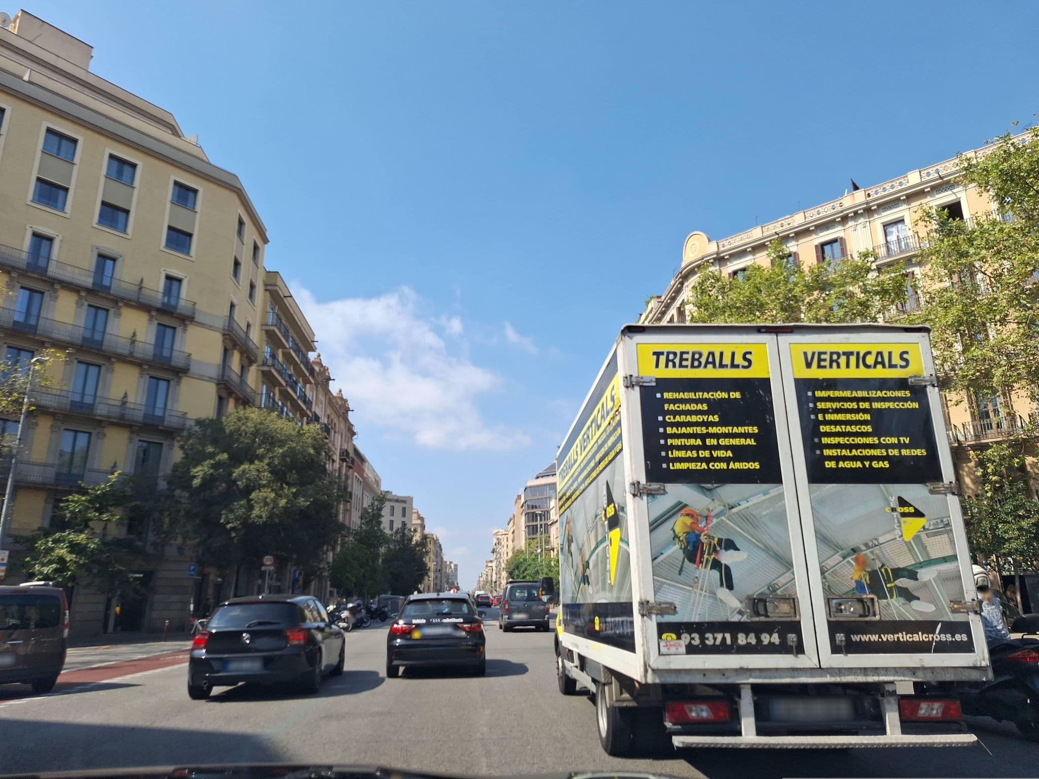Street view near Look Barcelona Bruc, Dreta de l'Eixample — © Albergarri788 (CC BY-SA · Mapillary)