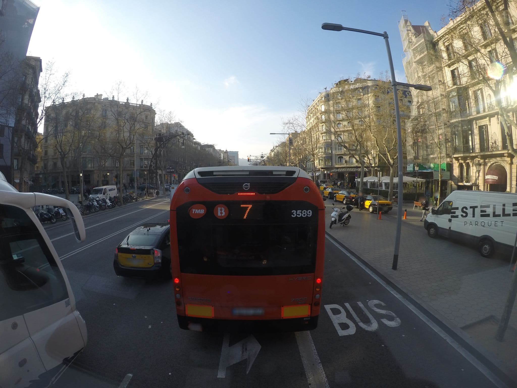 Street view near Apartments Sixtyfour Barcelona, Dreta de l'Eixample — © ccossio (CC BY-SA · Mapillary)