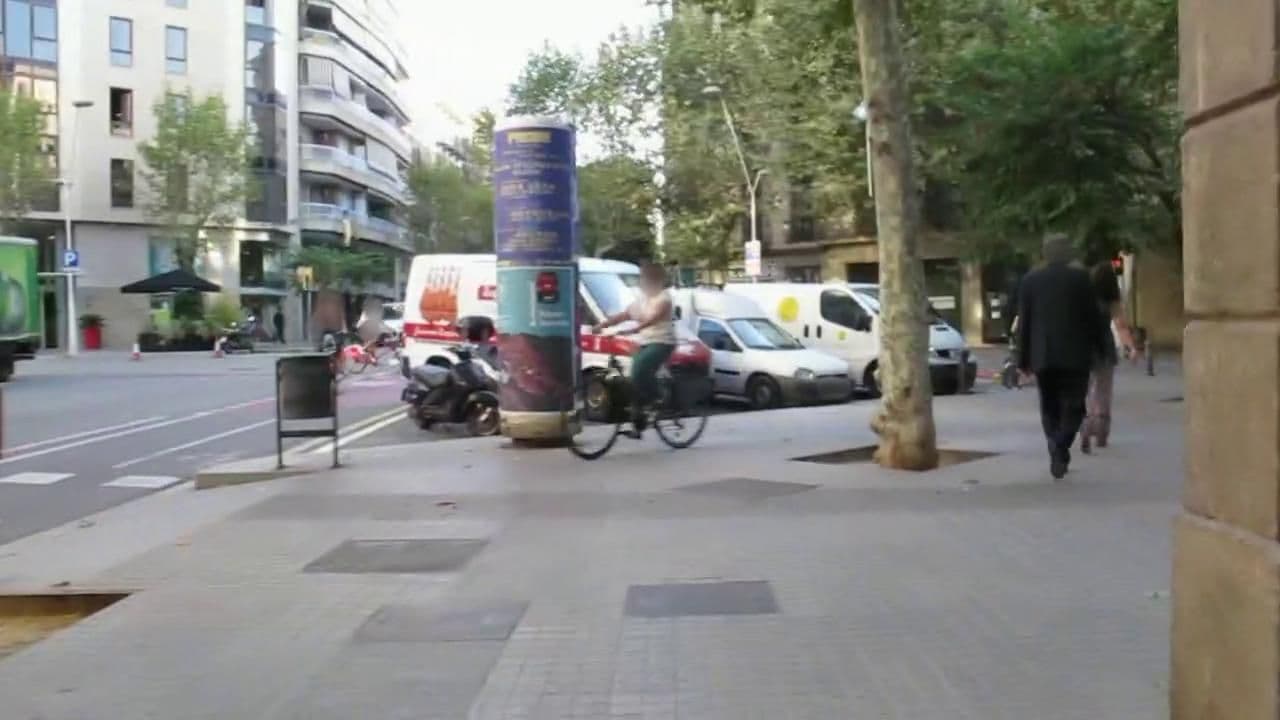 Street view near Bonavista Apartments Barcelona - Eixample, l'Antiga Esquerra de l'Eixample — © madelenarnesdotter (CC BY-SA · Mapillary)