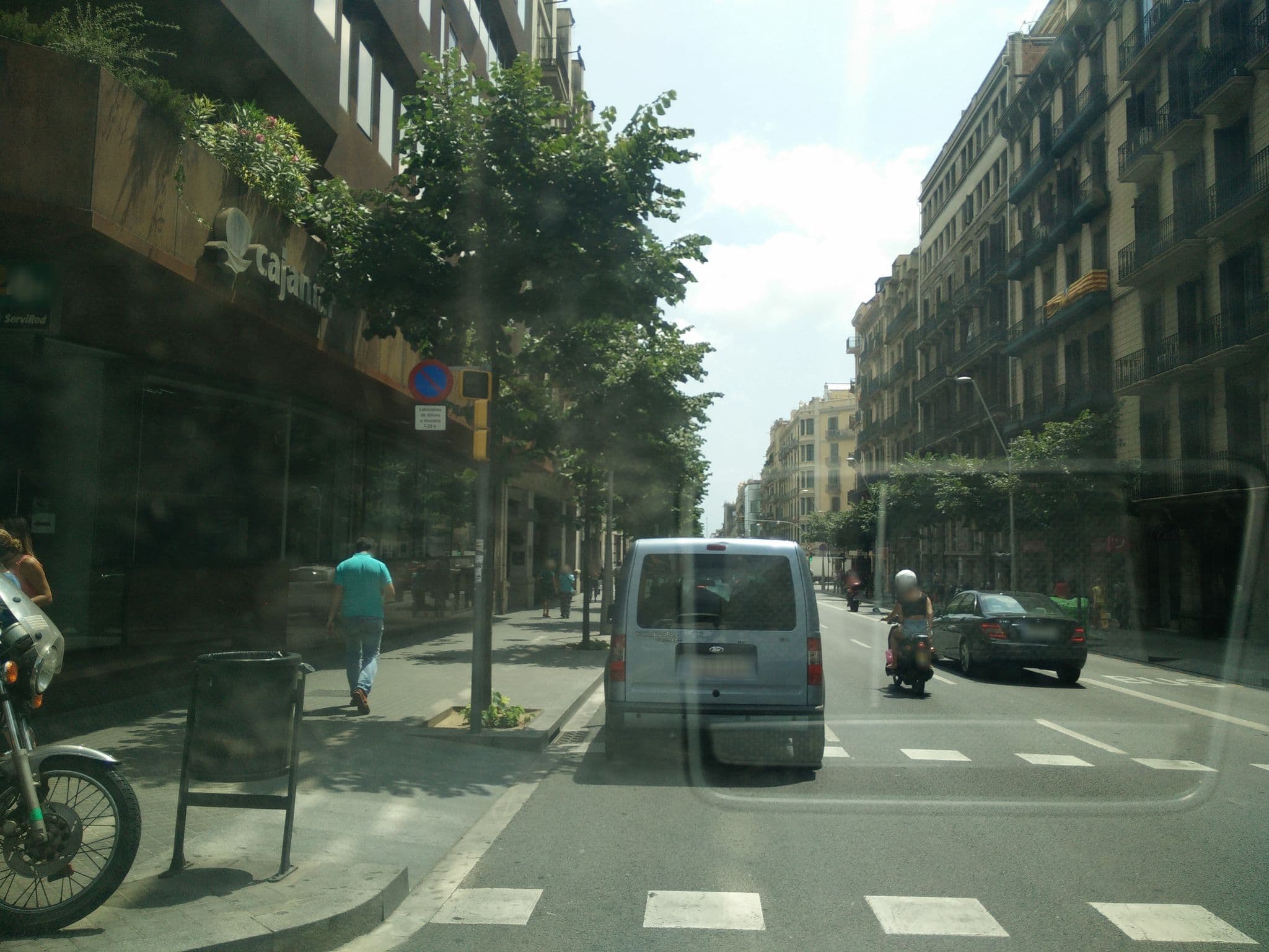 Street view near hotel catalonia, l'Antiga Esquerra de l'Eixample — © ccossio (CC BY-SA · Mapillary)