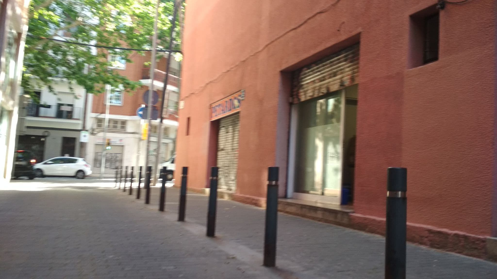 Street view near Waytostay, el Poblenou — © toniserra (CC BY-SA · Mapillary)