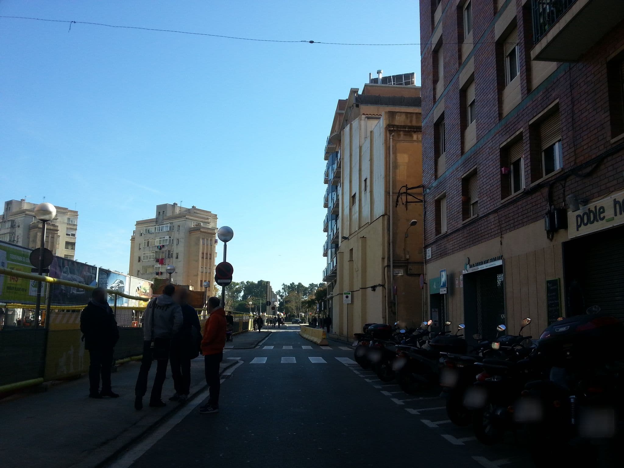 Street view near Lugaris Rambla, el Poblenou — © paulinus (CC BY-SA · Mapillary)