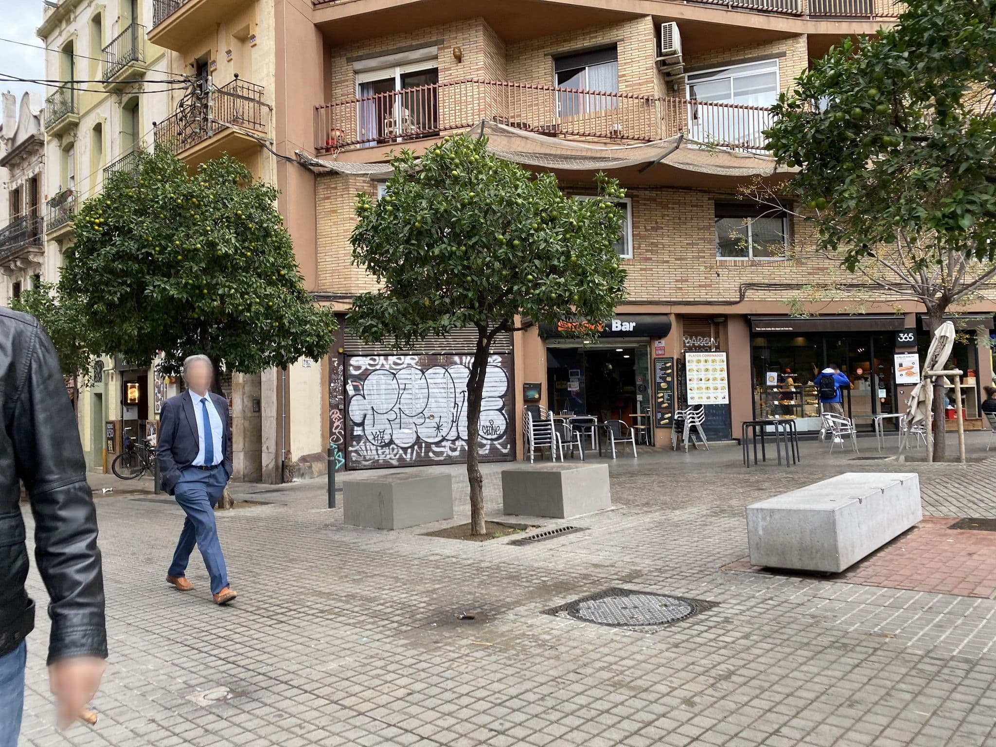 Street view near Apartaments Clot-Sant Martí, el Clot — © birchcam (CC BY-SA · Mapillary)
