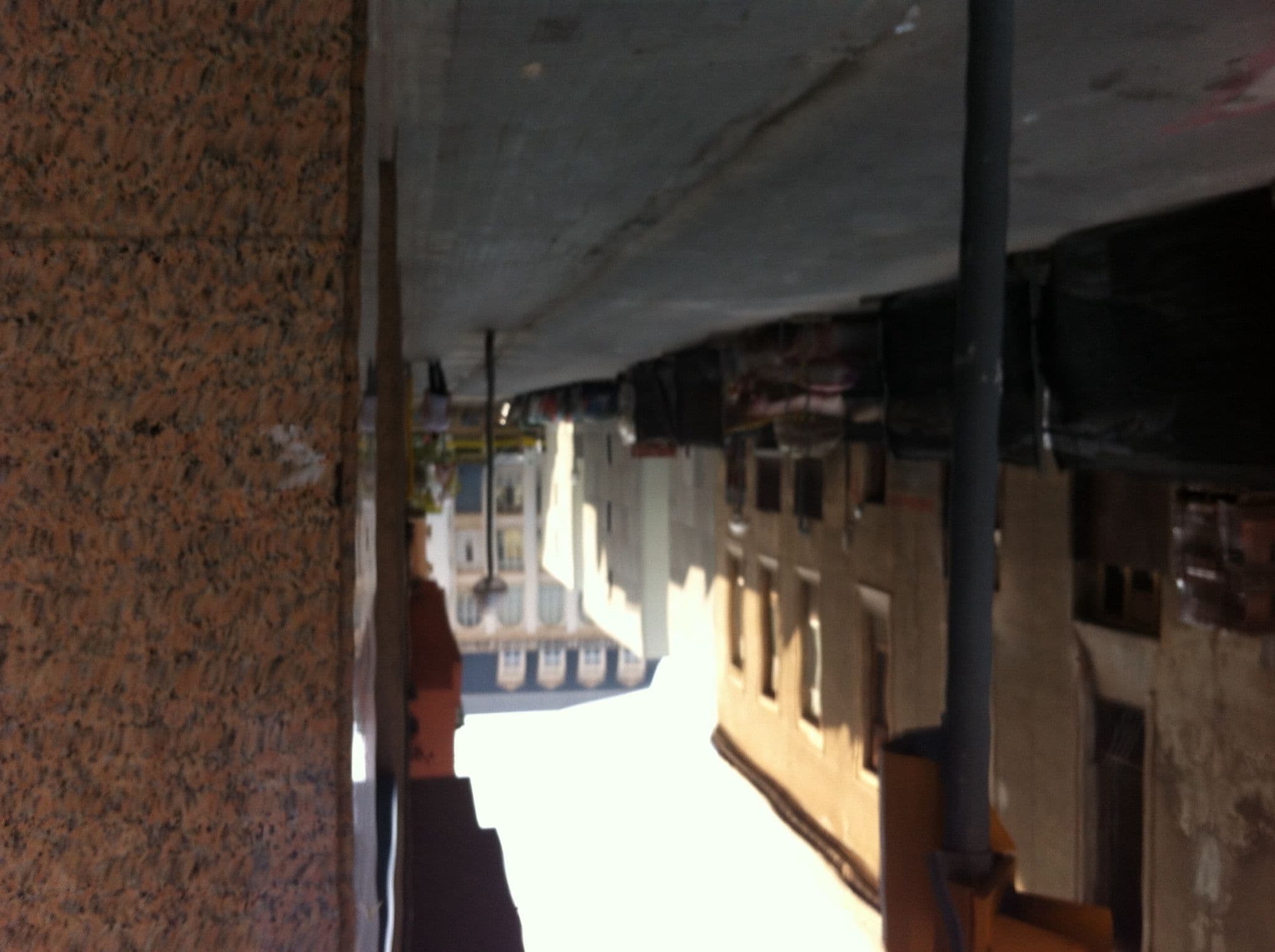 Street view near Cassa de Lucia, el Poblenou — © aaoo (CC BY-SA · Mapillary)