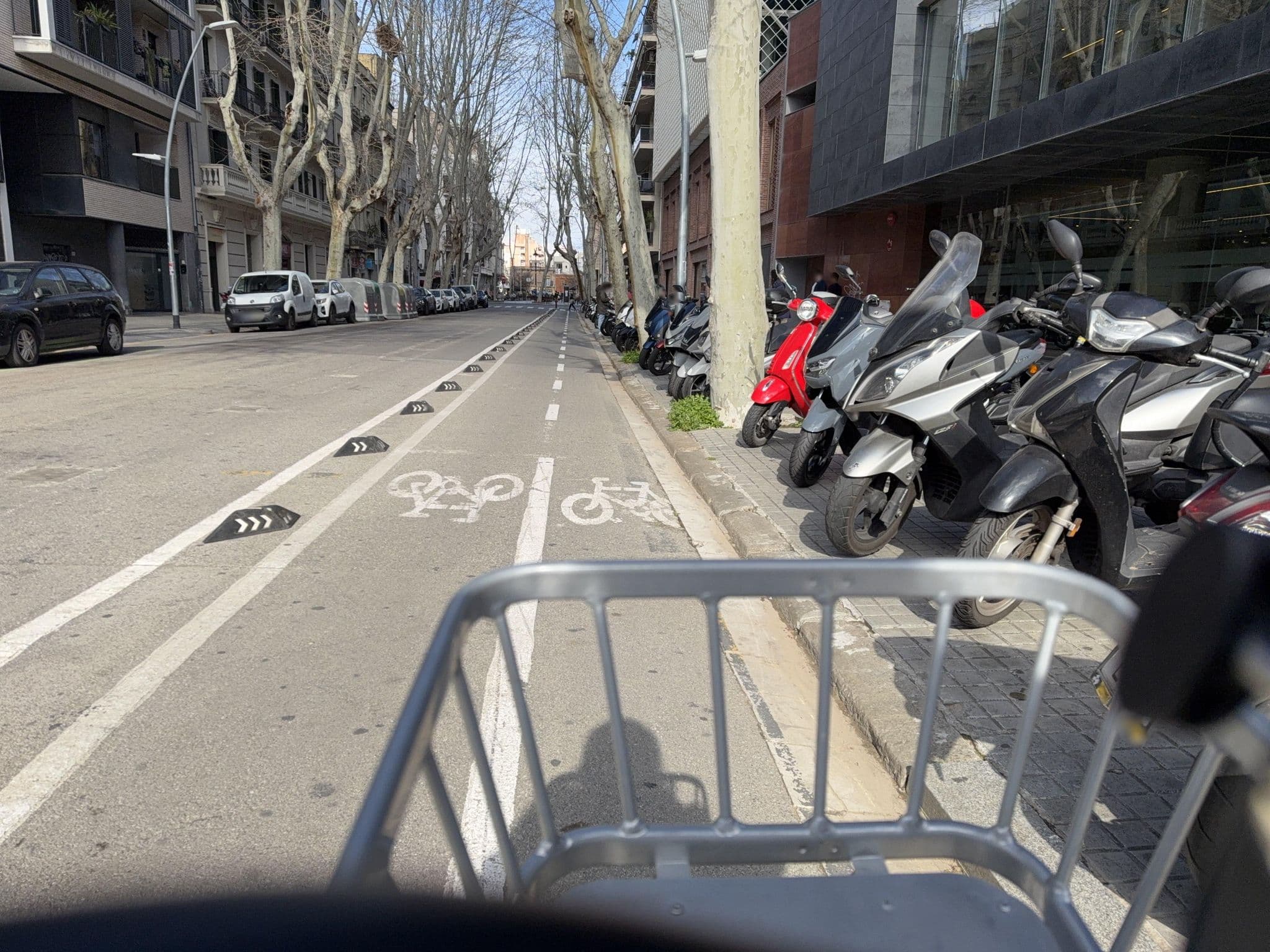 Street view near Confortel Barcelona, el Poblenou — © RSTQ (CC BY-SA · Mapillary)