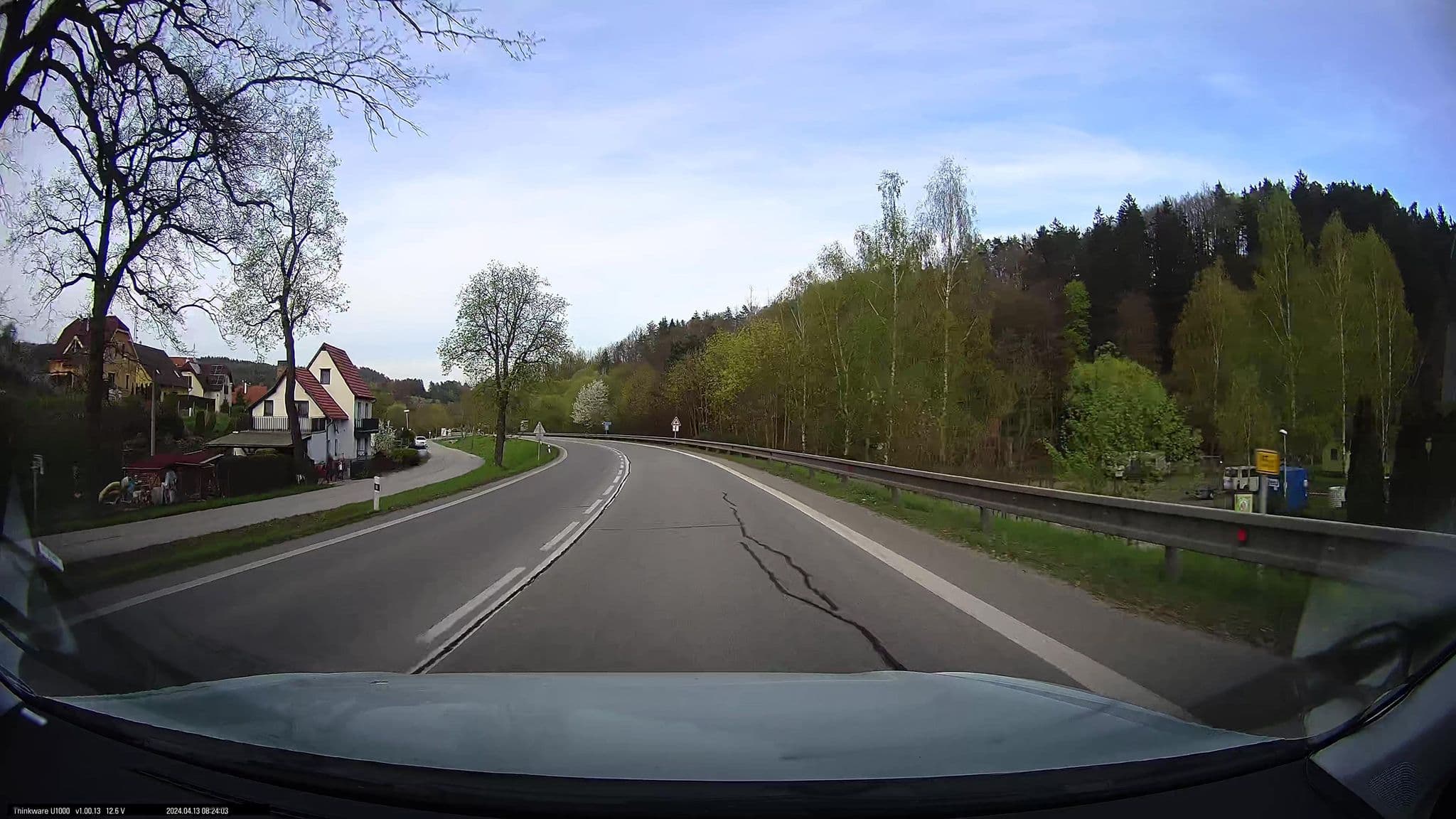 Street view near Motorest Krumlov, Kájov — © maxim752 (CC BY-SA · Mapillary)