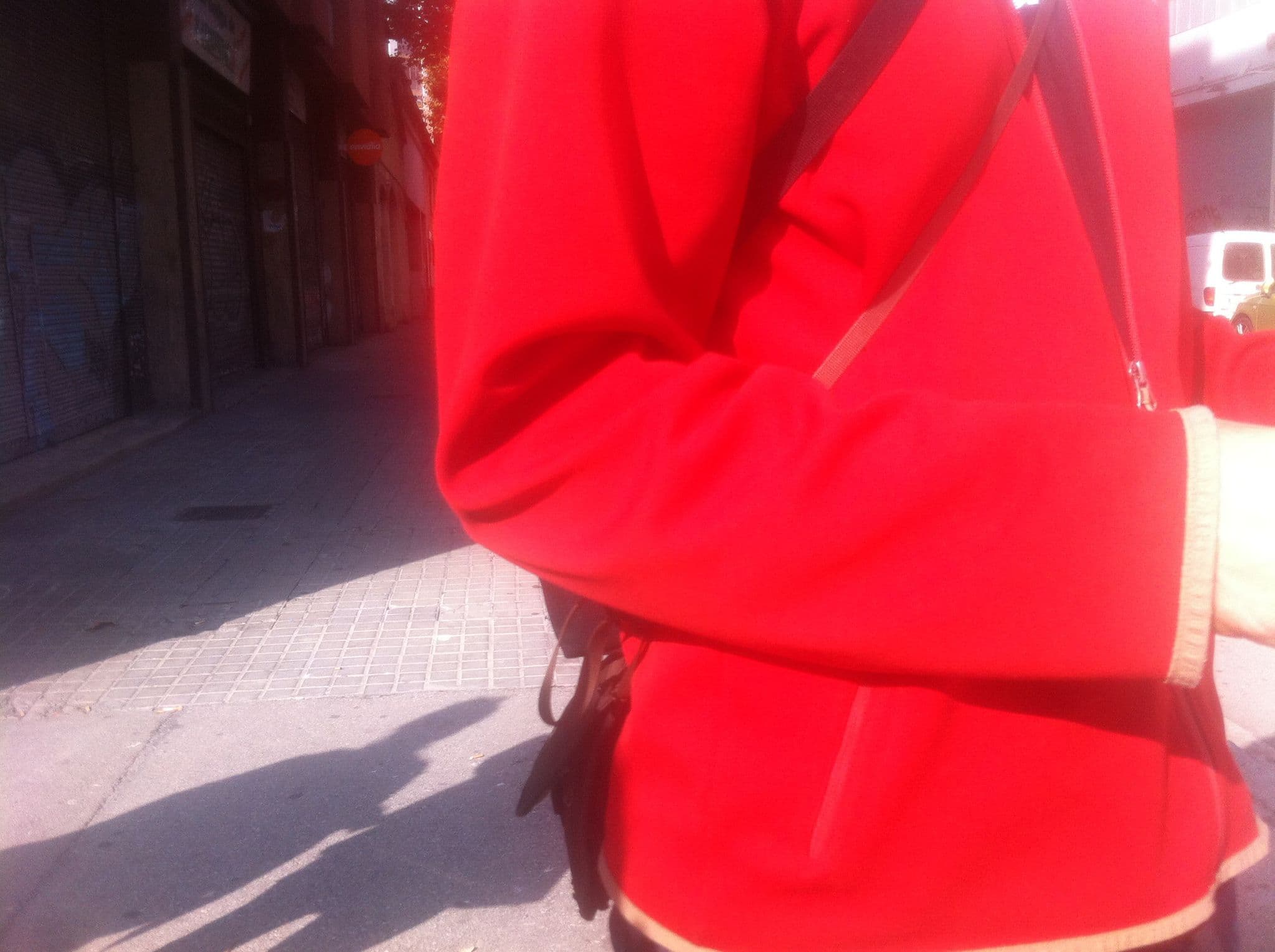 Street view near Claris Hotel - Grand Luxe, el Parc i la Llacuna del Poblenou — © mogams (CC BY-SA · Mapillary)