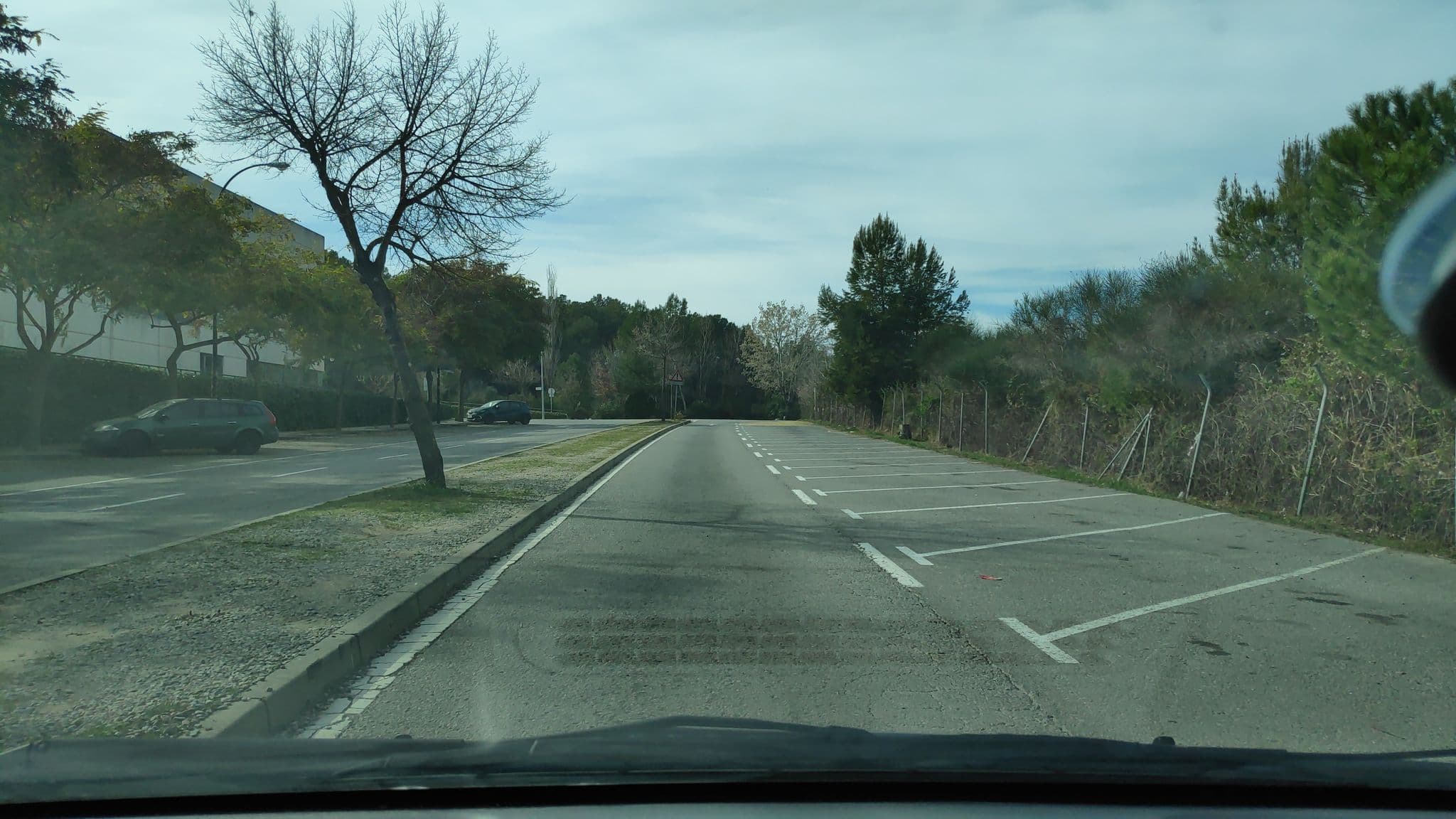 Street view near Hotel Campus, Barberà del Vallès — © albertandaluz (CC BY-SA · Mapillary)