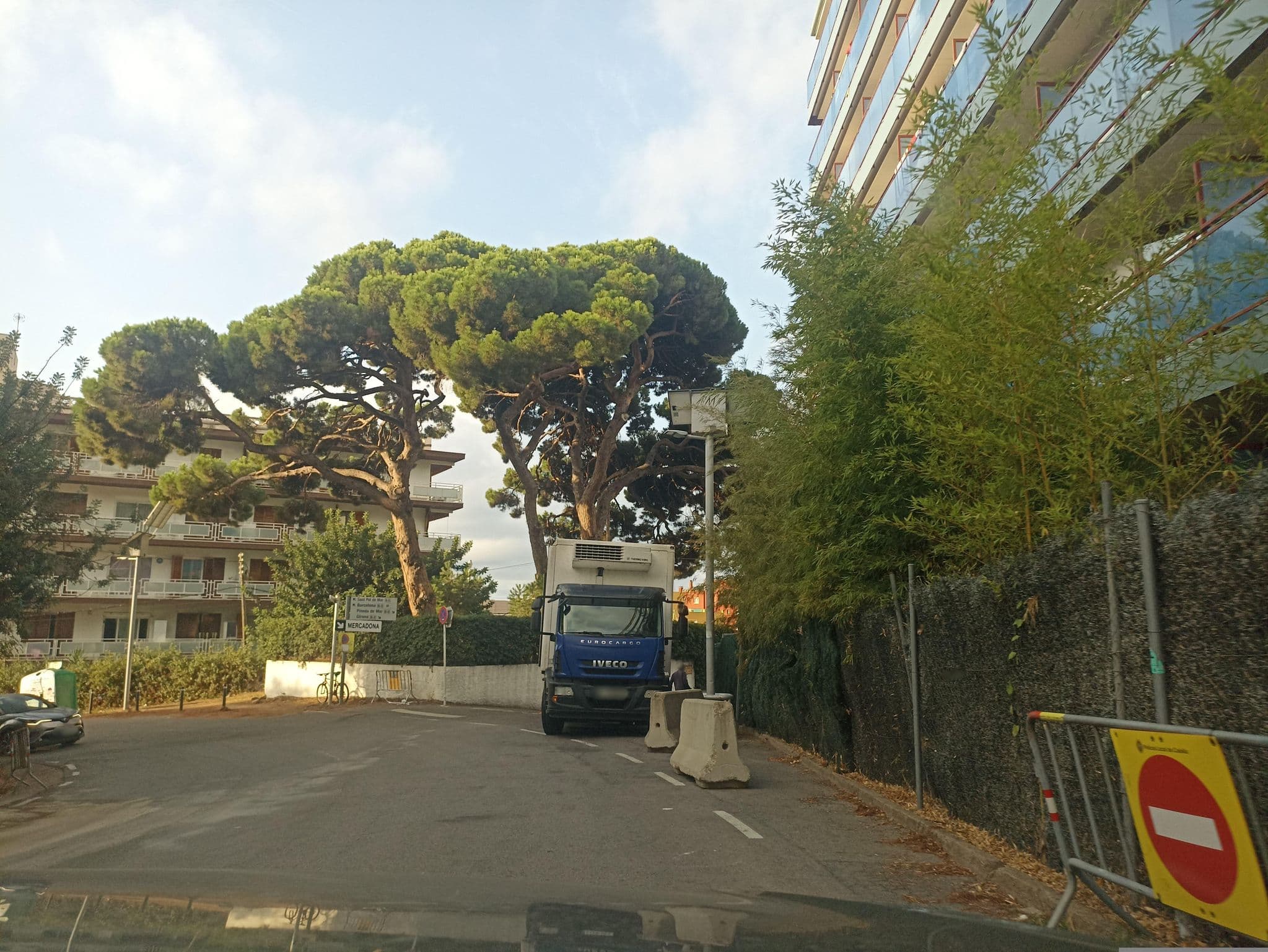 Street view near Hotel htop Calella Palace Family & SPA, Calella — © toniserra (CC BY-SA · Mapillary)