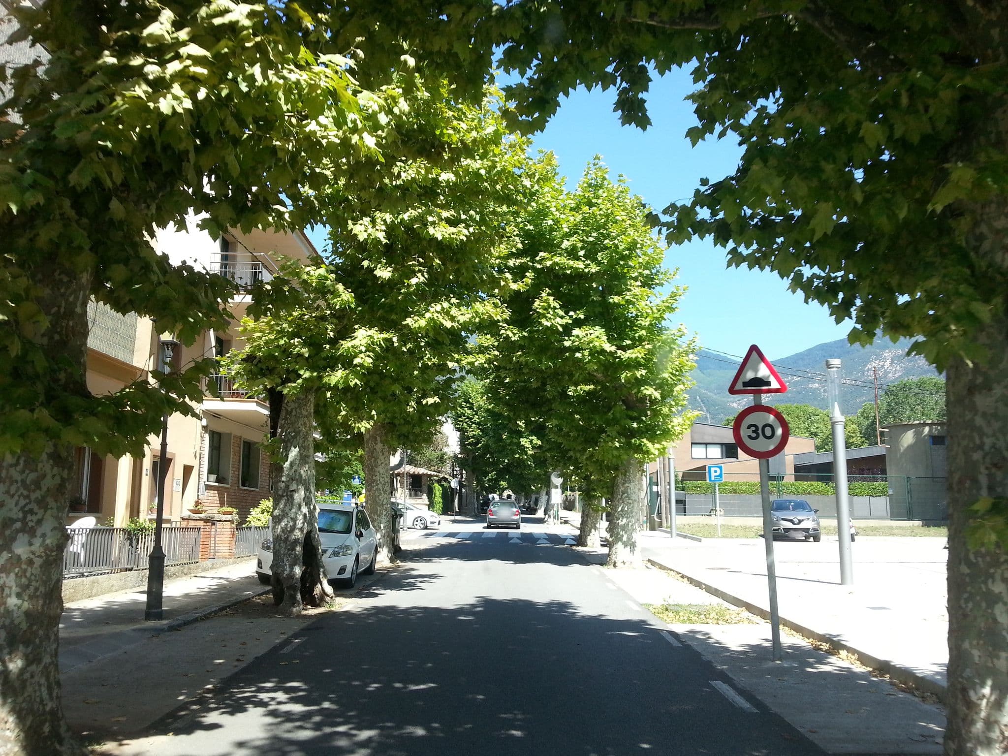 Street view near Ruralmontseny, Sant Celoni — © paulinus (CC BY-SA · Mapillary)