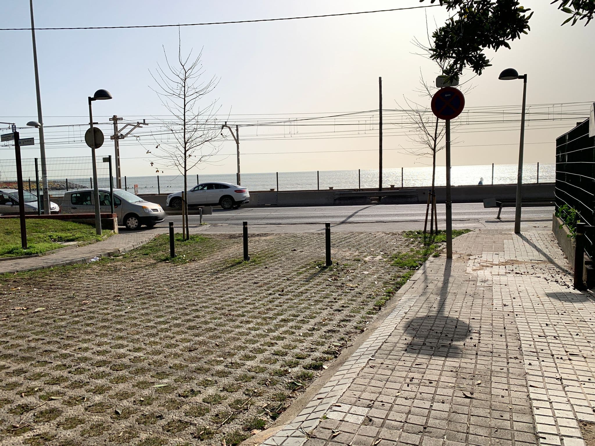 Street view near Bell Resguard, El Masnou — © egorka (CC BY-SA · Mapillary)