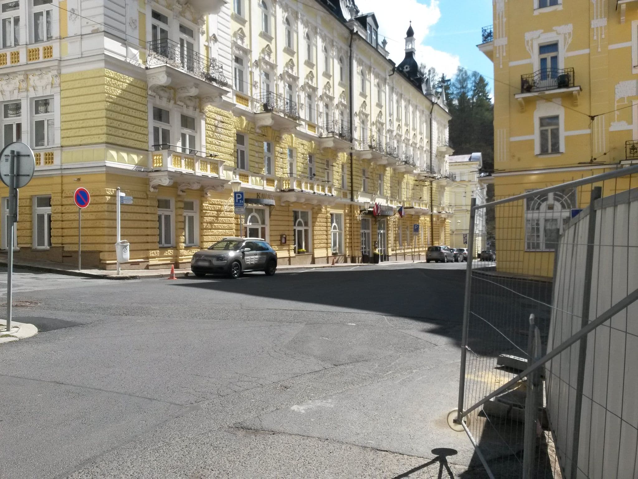Street view near Gold Residence, Mariánské Lázně — © rausk (CC BY-SA · Mapillary)