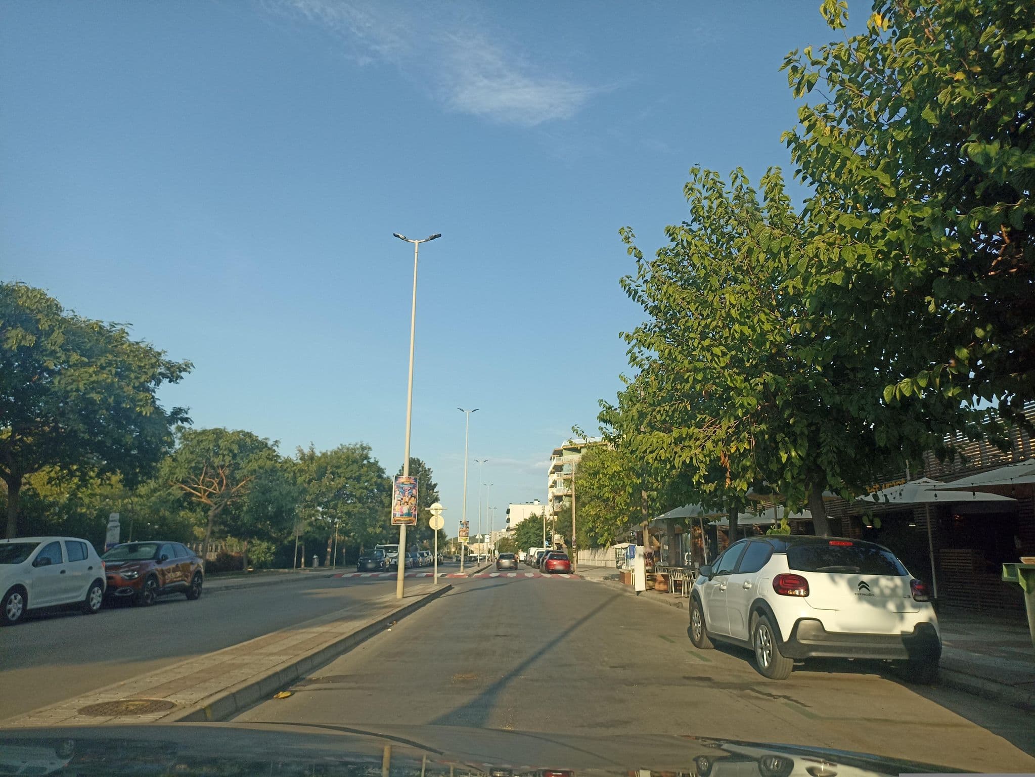 Street view near Camping Sènia Caballo De Mar, Pineda de Mar — © toniserra (CC BY-SA · Mapillary)