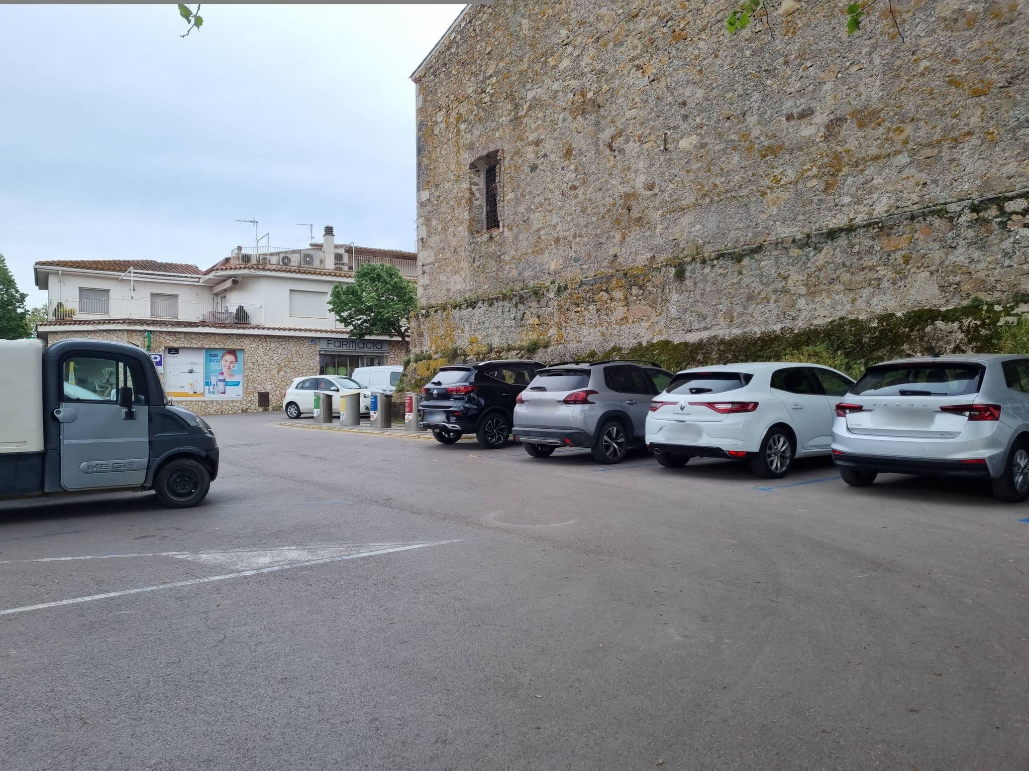 Street view near Hostal Sant Llop, Tordera — © Franciscovalera (CC BY-SA · Mapillary)