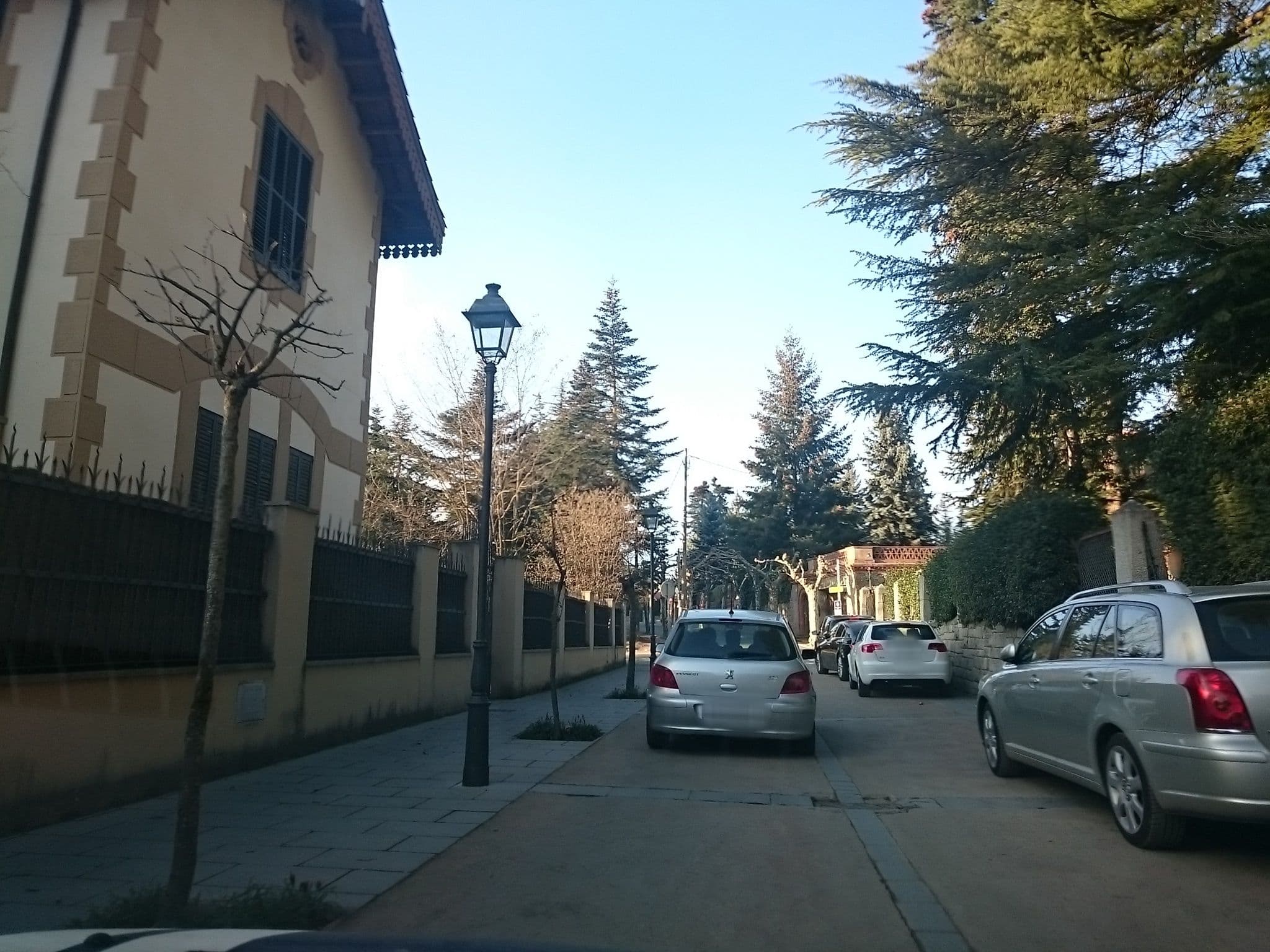 Street view near Can Capella, Viladrau — © yopaseopor (CC BY-SA · Mapillary)