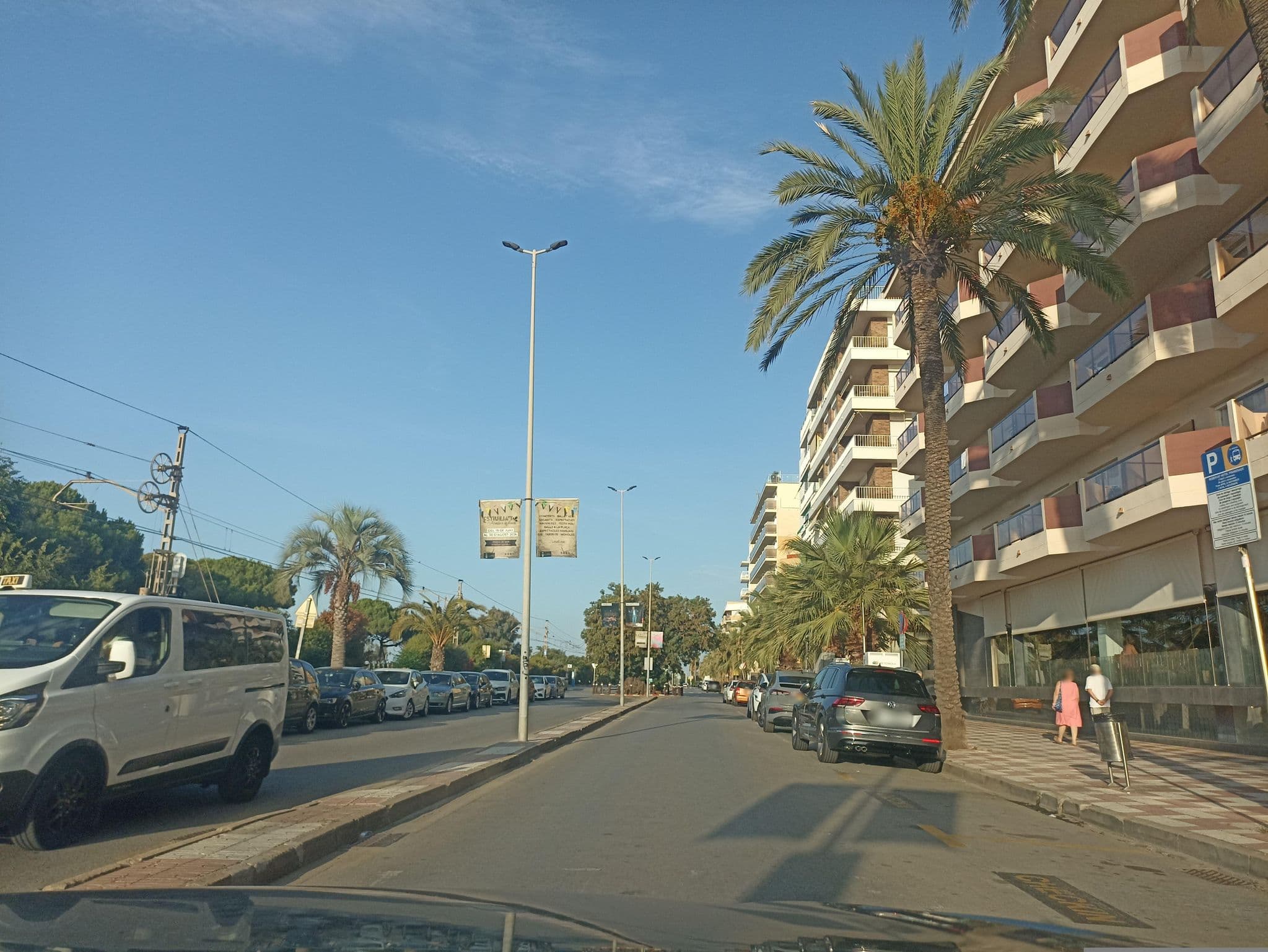 Street view near Aqua Hotel Promenade, Pineda de Mar — © toniserra (CC BY-SA · Mapillary)