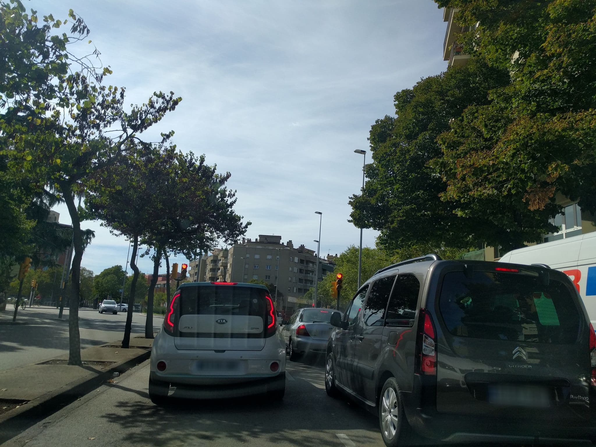 Street view near Hosteleria I Sistemes, Girona — © xevi (CC BY-SA · Mapillary)