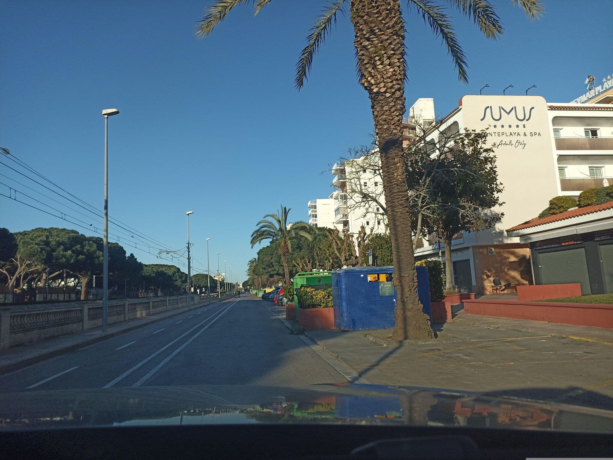 Street view near Hotel Monteplaya, Malgrat de Mar — © toniserra (CC BY-SA · Mapillary)