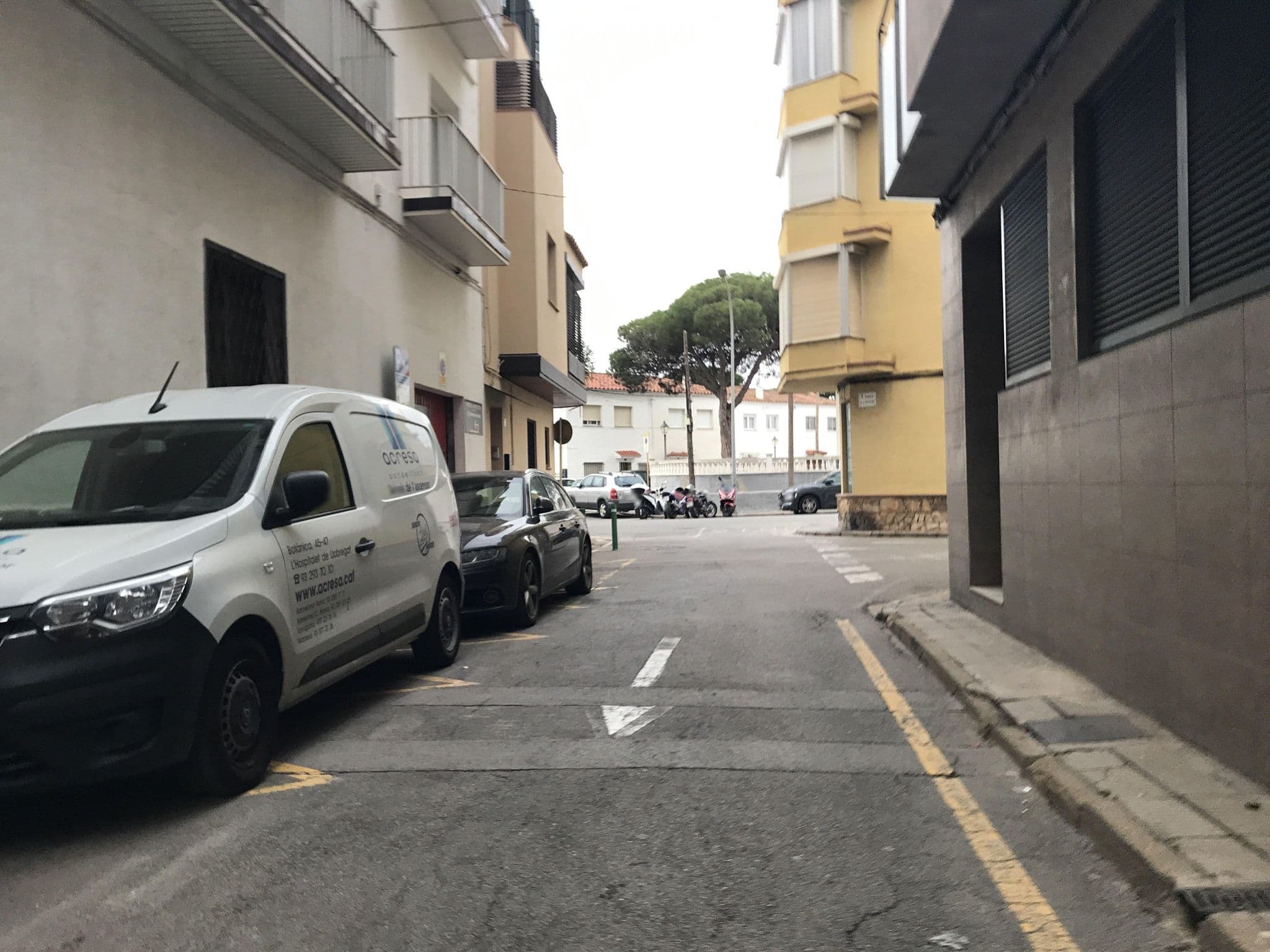 Street view near Royal Suite Pi-Mar, Blanes — © miguel_andrade (CC BY-SA · Mapillary)