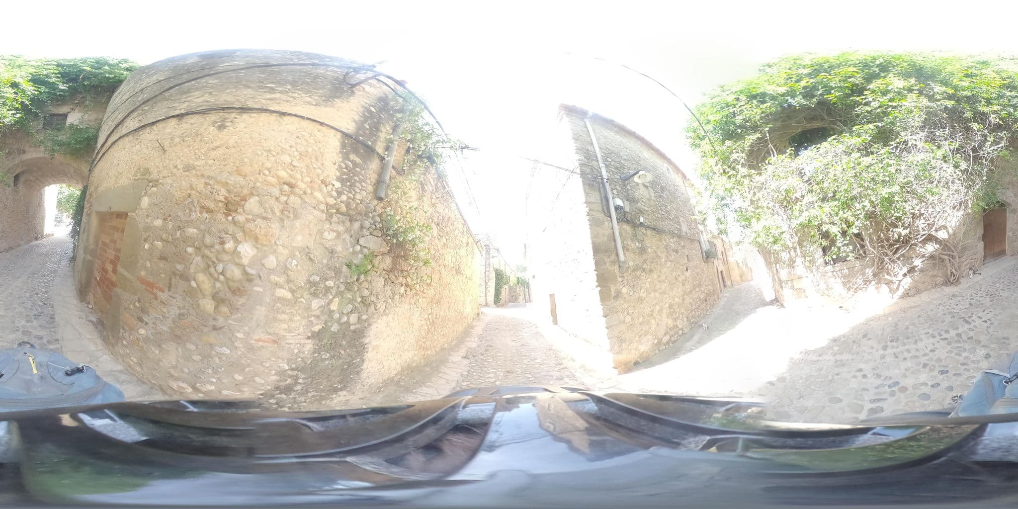 Street view near Pensio l'Avi Pep, Verges — © jlstanus (CC BY-SA · Mapillary)