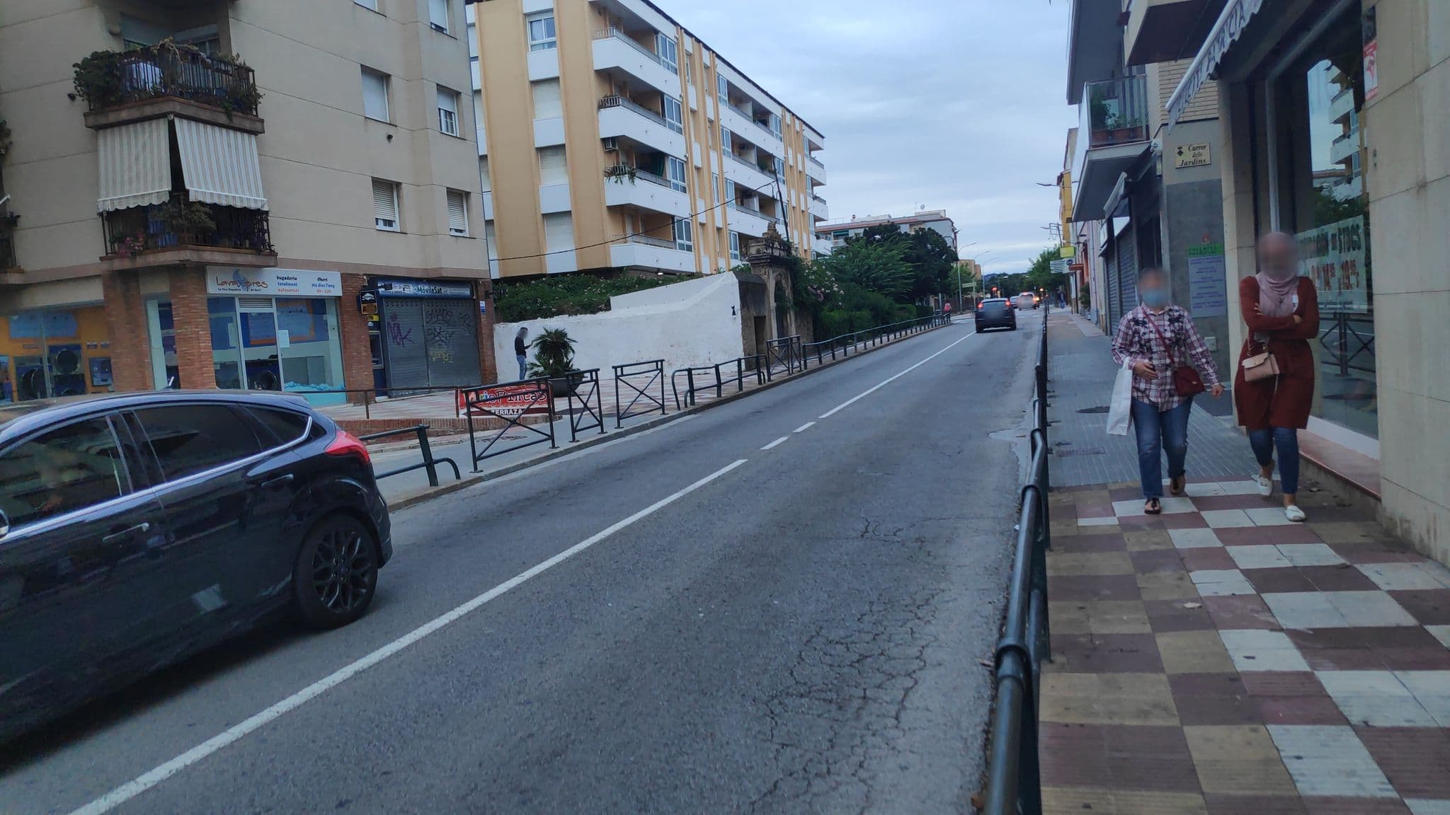 Street view near Hotel Melrose Place Lloret, Lloret de Mar — © albertandaluz (CC BY-SA · Mapillary)