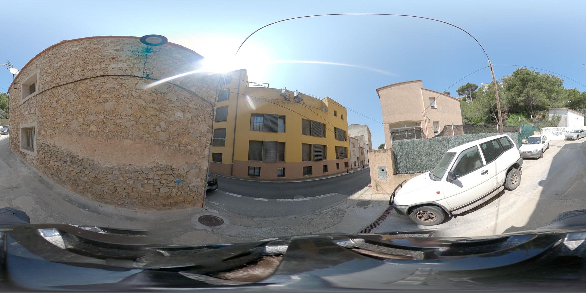 Street view near hotel coral, l'Estartit — © jlstanus (CC BY-SA · Mapillary)