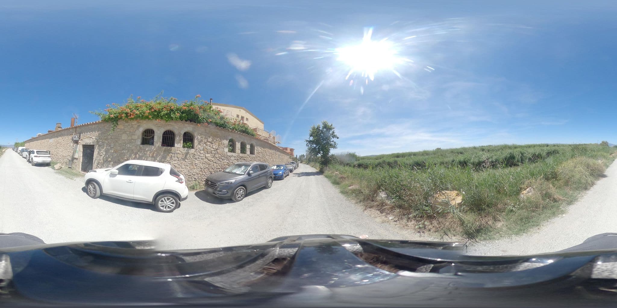 Street view near hotel Riomar, l'Escala — © jlstanus (CC BY-SA · Mapillary)