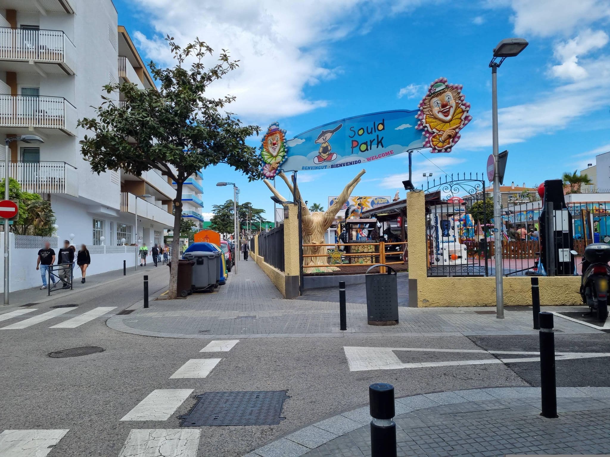 Street view near room 208, Lloret de Mar — © Franciscovalera (CC BY-SA · Mapillary)