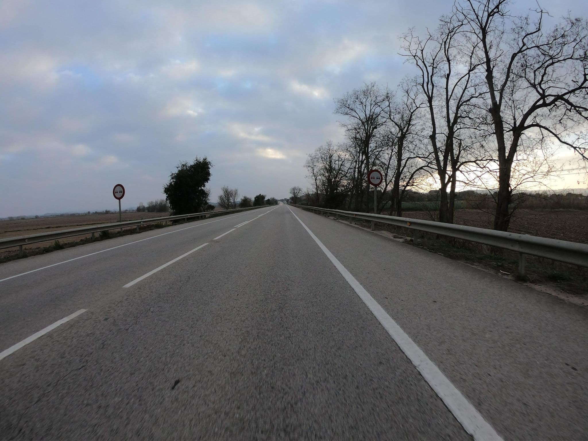 Street view near Can Planas, Verges — © joostjakob (CC BY-SA · Mapillary)