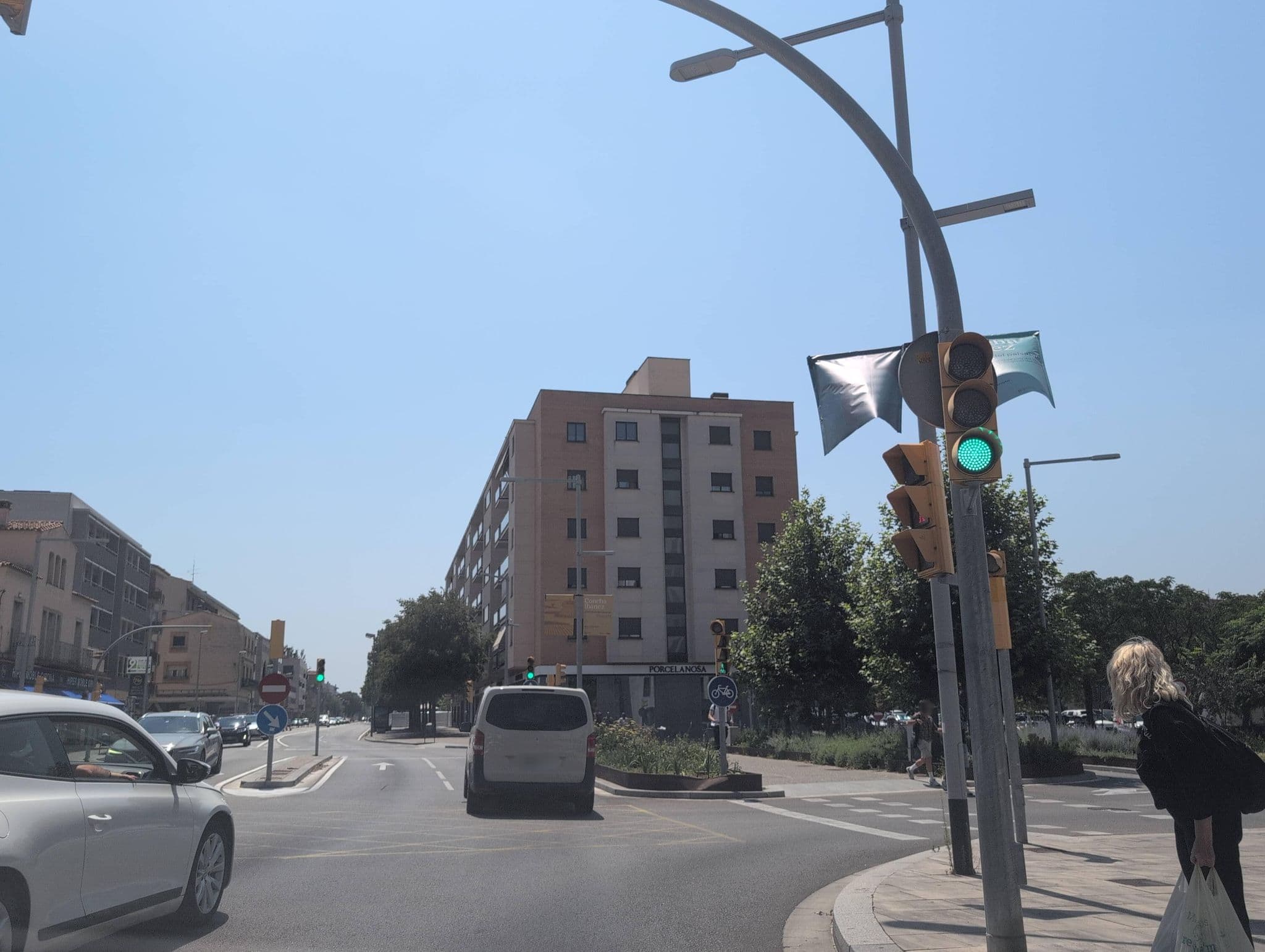 Street view near Melia Girona Hotel, Girona — © Albergarri788 (CC BY-SA · Mapillary)