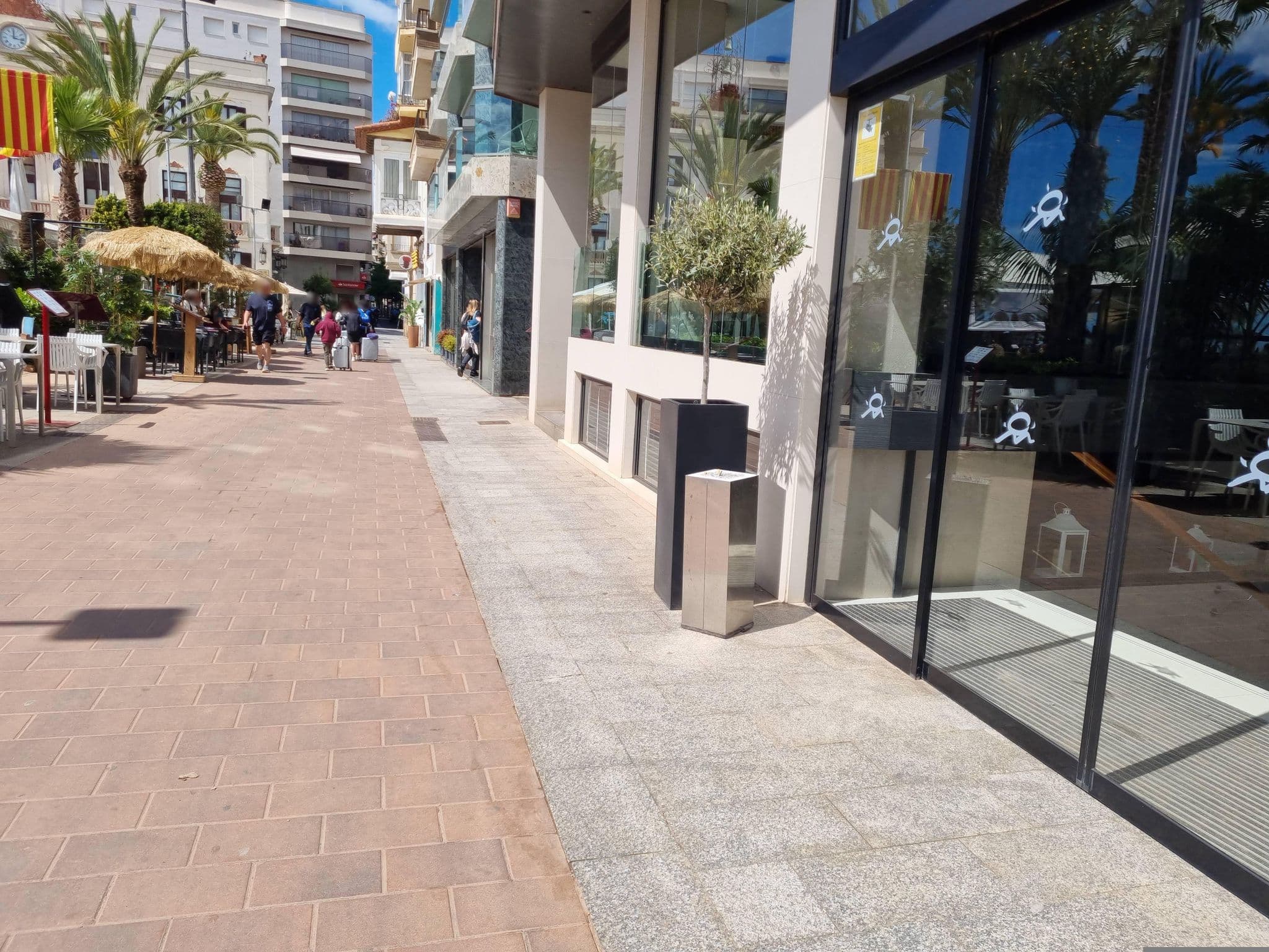 Street view near Swimming Pool- Hotel Miramar, Lloret de Mar — © Franciscovalera (CC BY-SA · Mapillary)