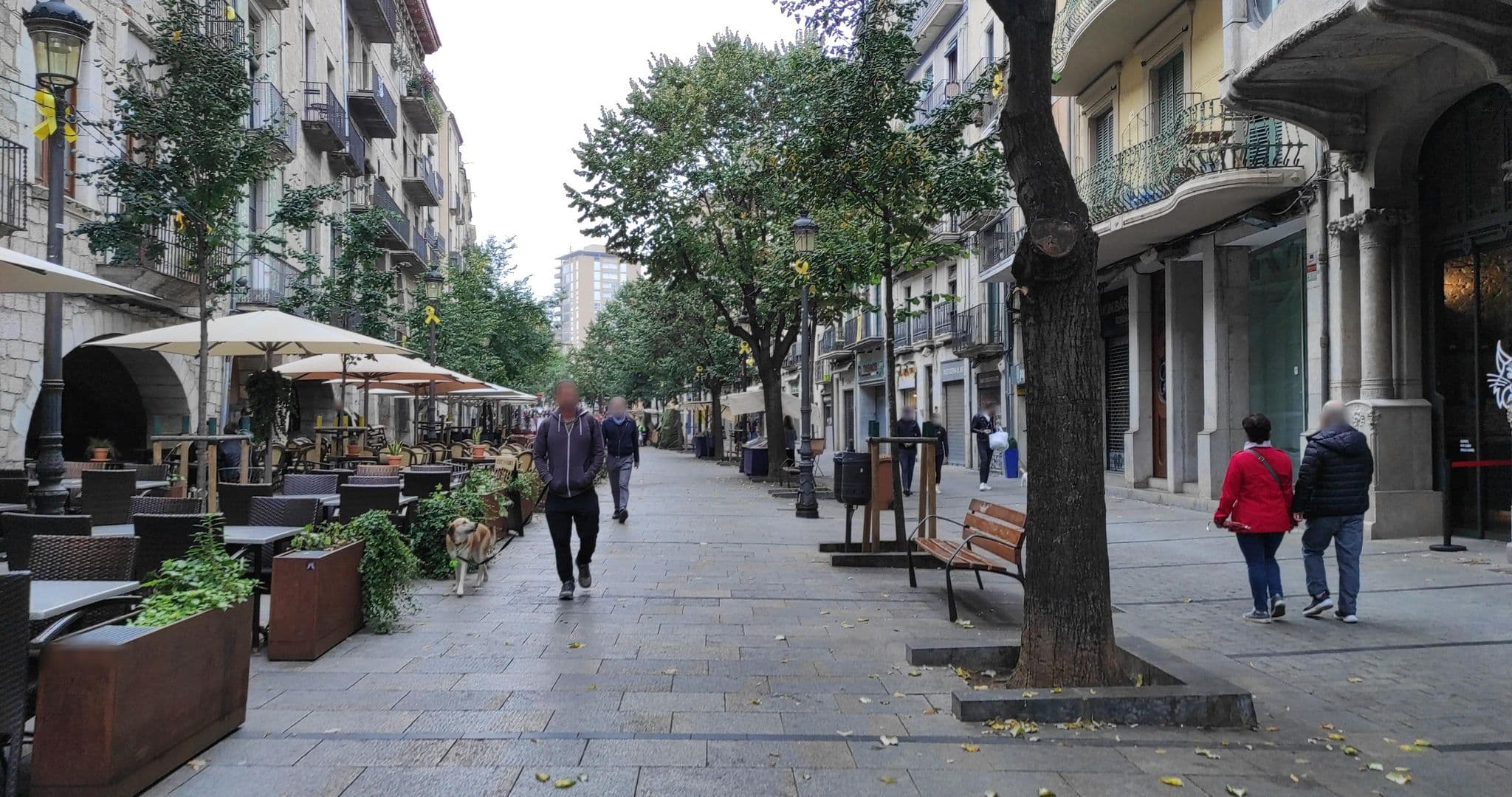 Street view near Espais Singulars, Girona — © yod4z (CC BY-SA · Mapillary)