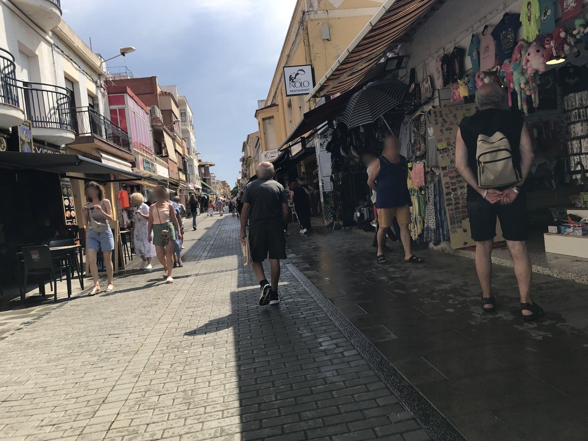 Street view near Aparthotel Iris, Malgrat de Mar — © miguel_andrade (CC BY-SA · Mapillary)