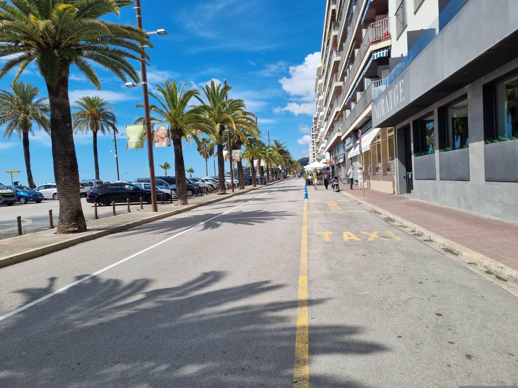 Street view near Apartamentos Zodiac, Lloret de Mar — © Franciscovalera (CC BY-SA · Mapillary)