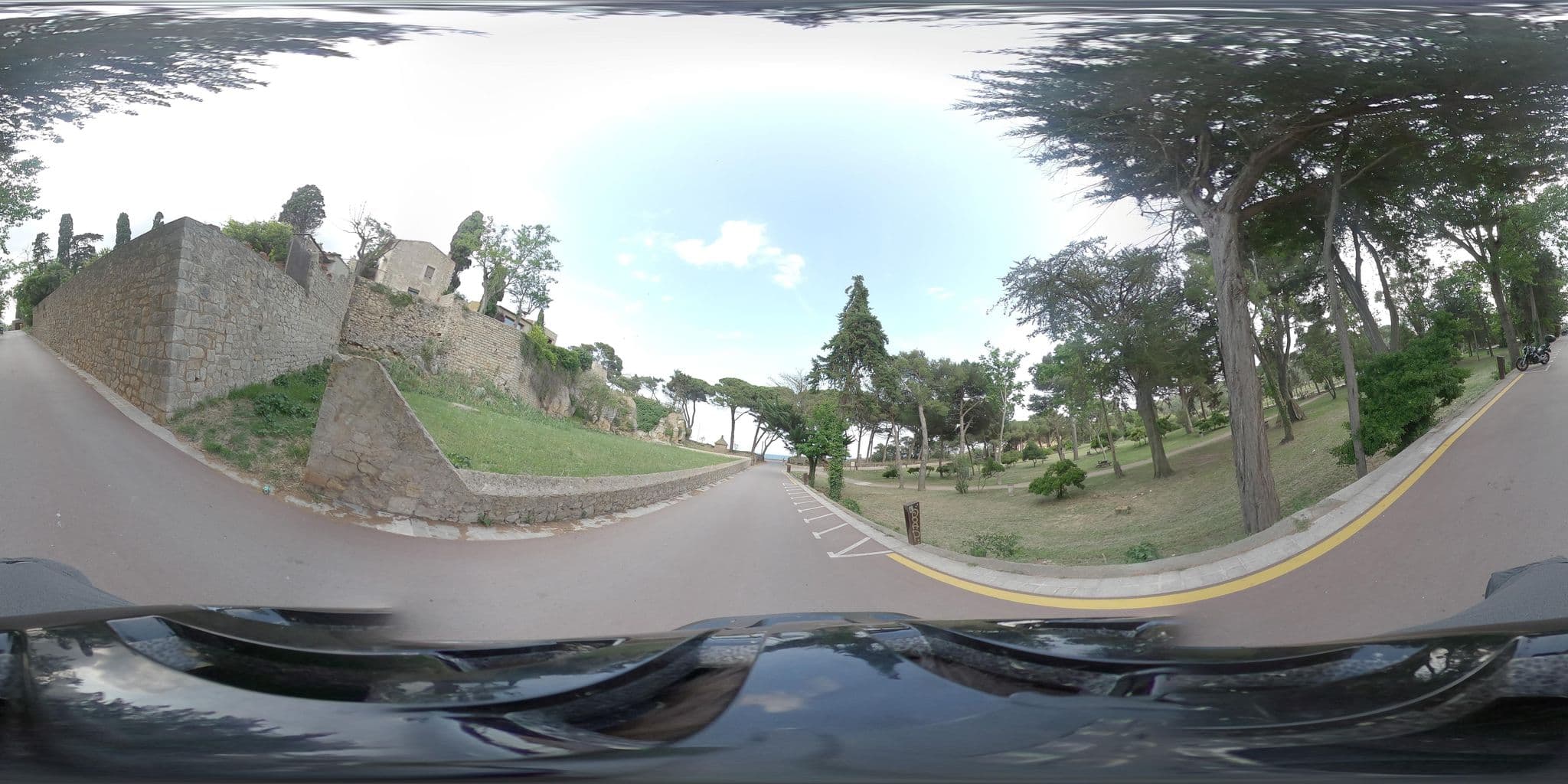 Street view near La Casa al Roura, l'Escala — © jlstanus (CC BY-SA · Mapillary)
