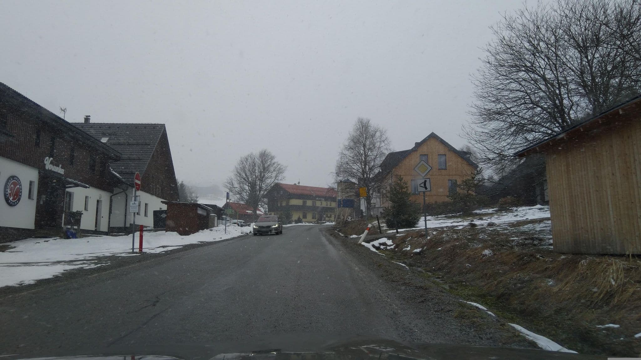 Street view near Penzion Kvilda – Luční, Stachy — © vwv (CC BY-SA · Mapillary)