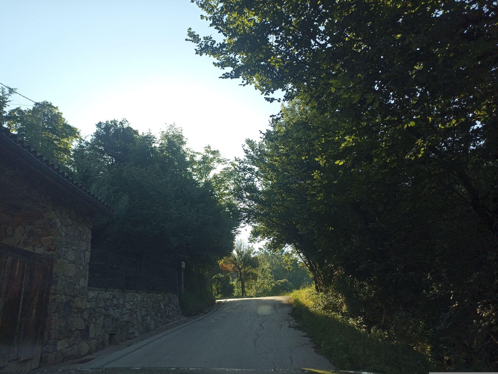 Street view near La Rectoria de Pedra, Bellver de Cerdanya — © toniserra (CC BY-SA · Mapillary)