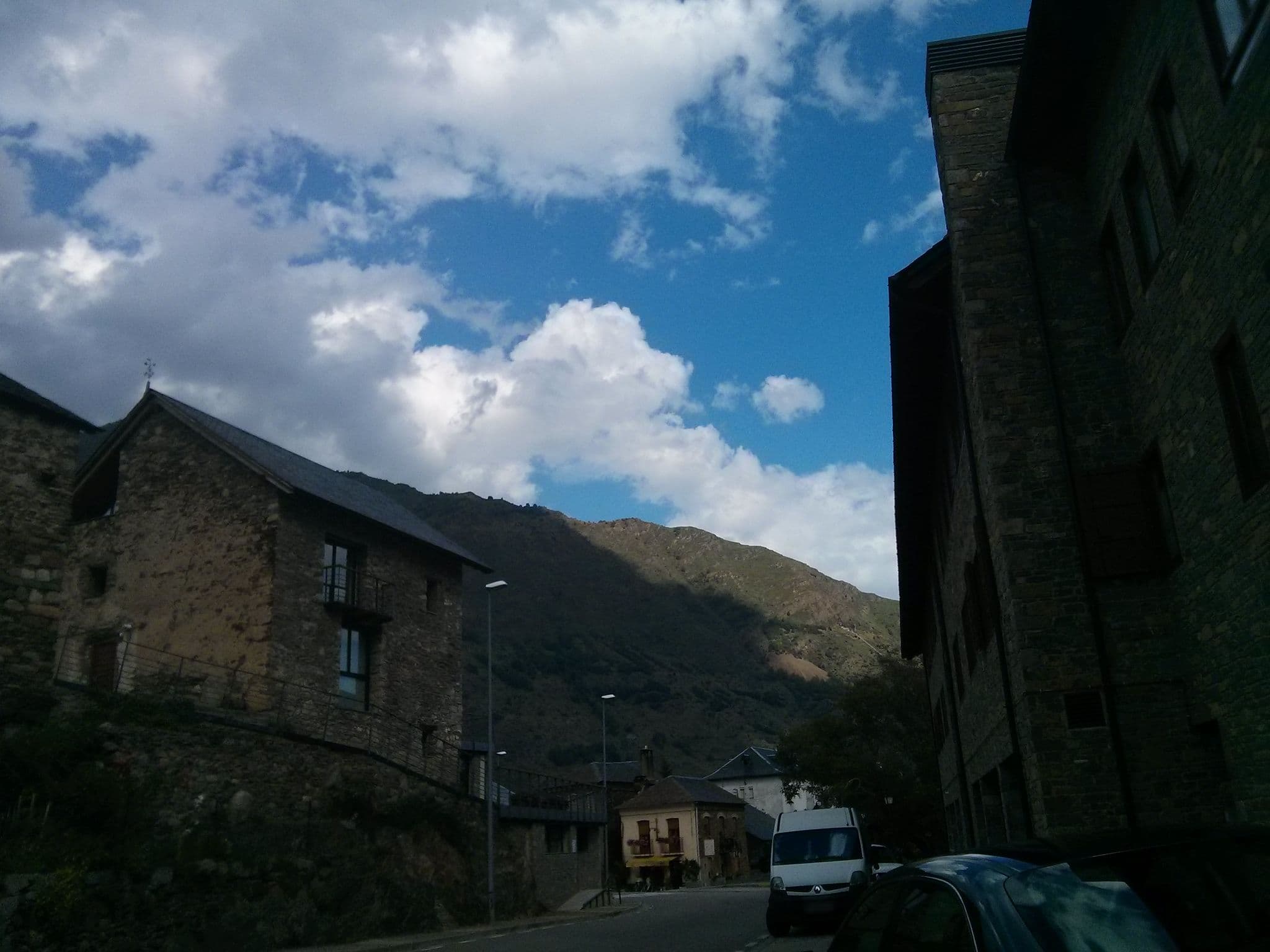 Street view near Hotel Lo Paller, Sort — © pstng (CC BY-SA · Mapillary)